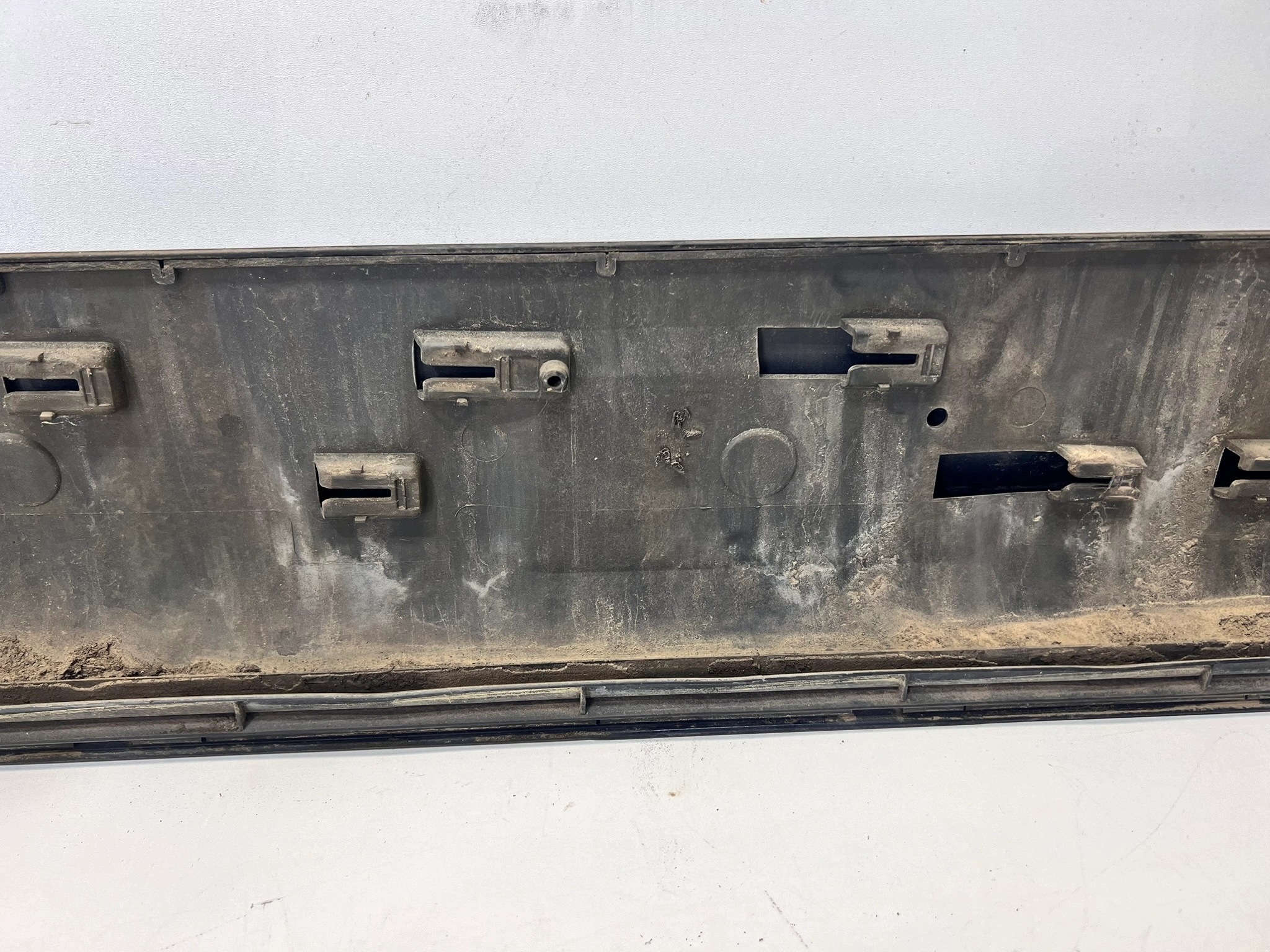 moulding lower door right front AUDI Q7 4L 4L0853960E/F LZ9Y