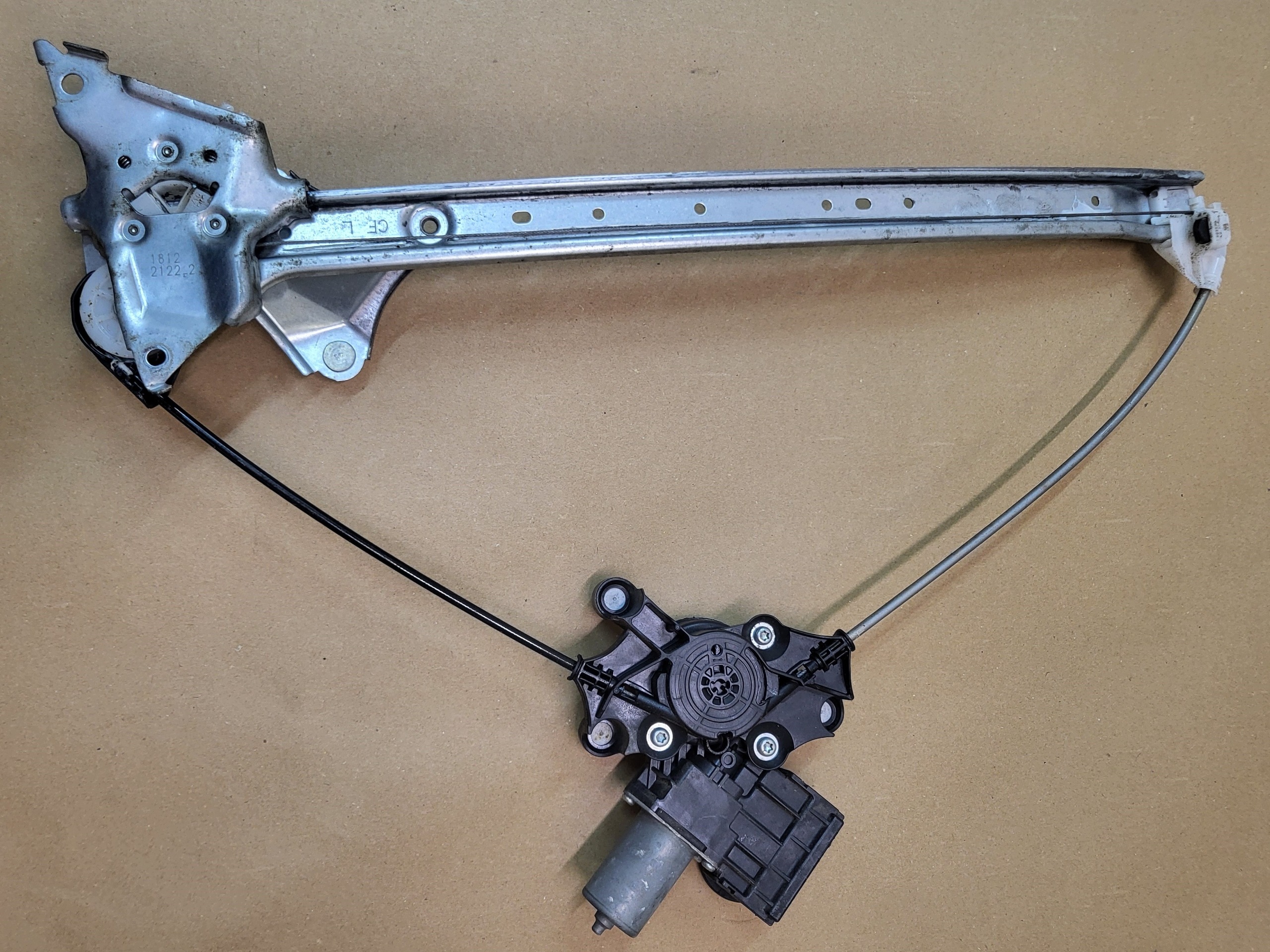 window regulator mini motor mechanism electrical left front TOYOTA RAV4 V OE