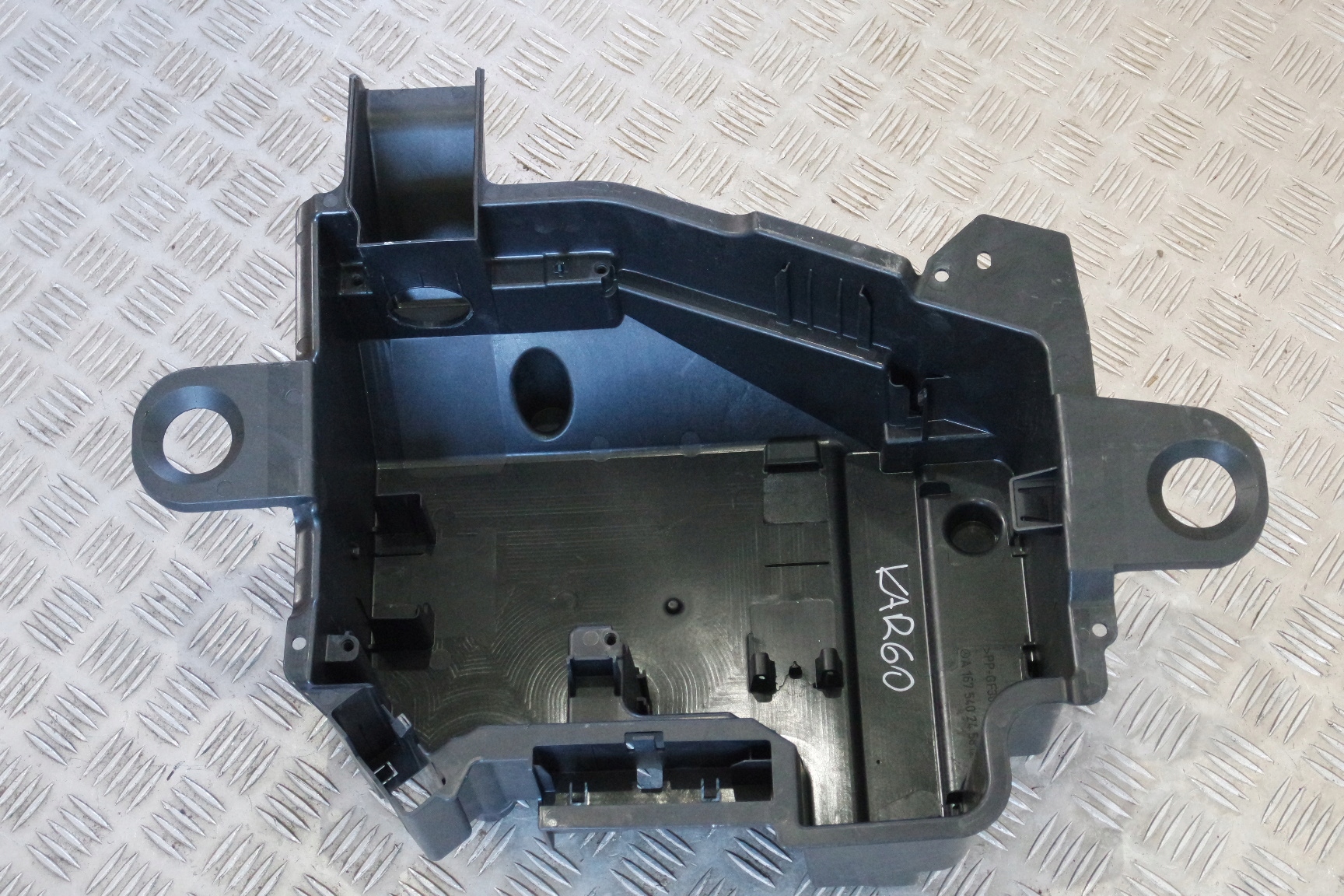 OSLONA MOCOWANIE MERCEDES W167 A1675402458