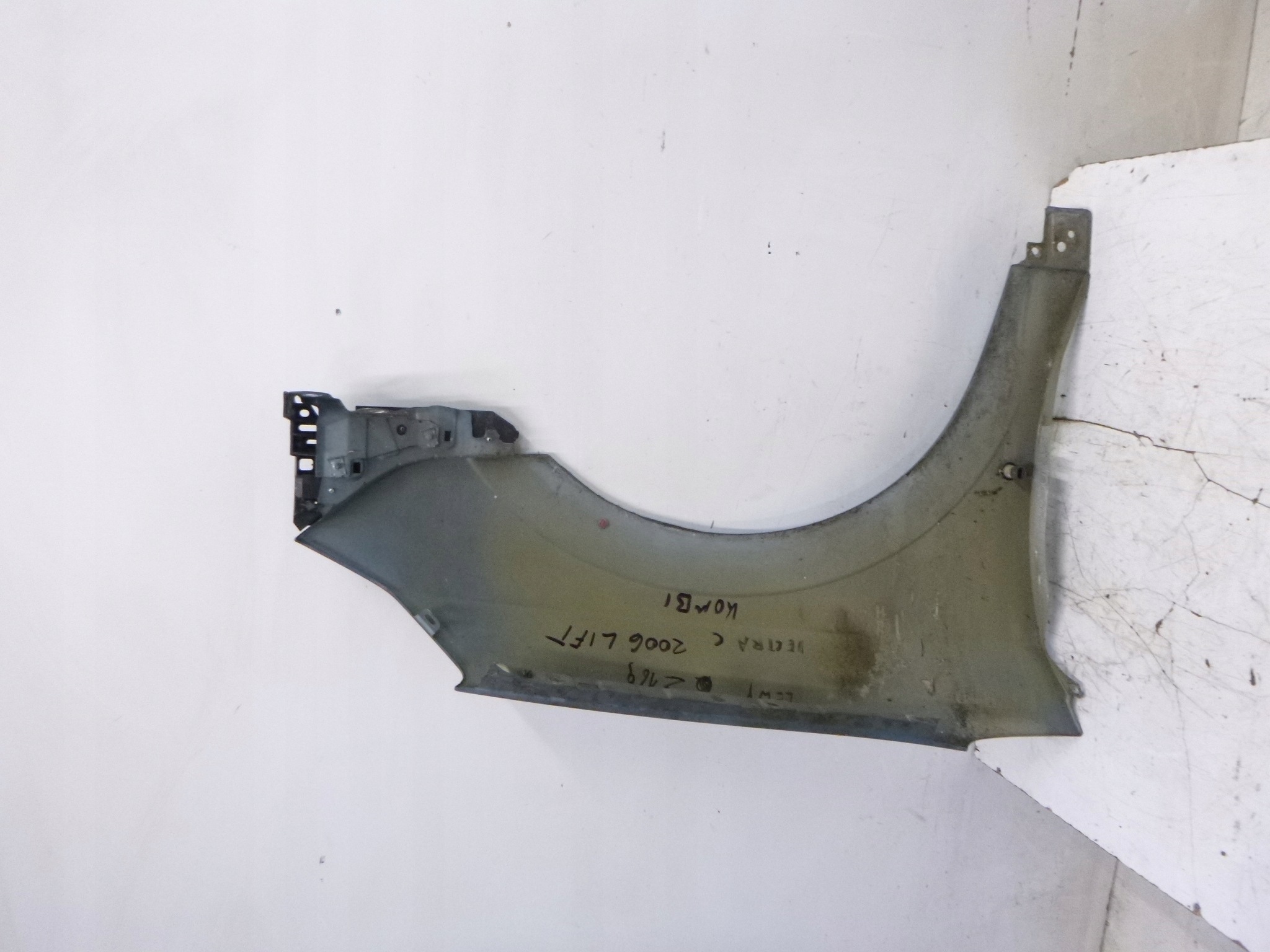 parafango sinistra Opel Vectra C Lift Z169 2006r.