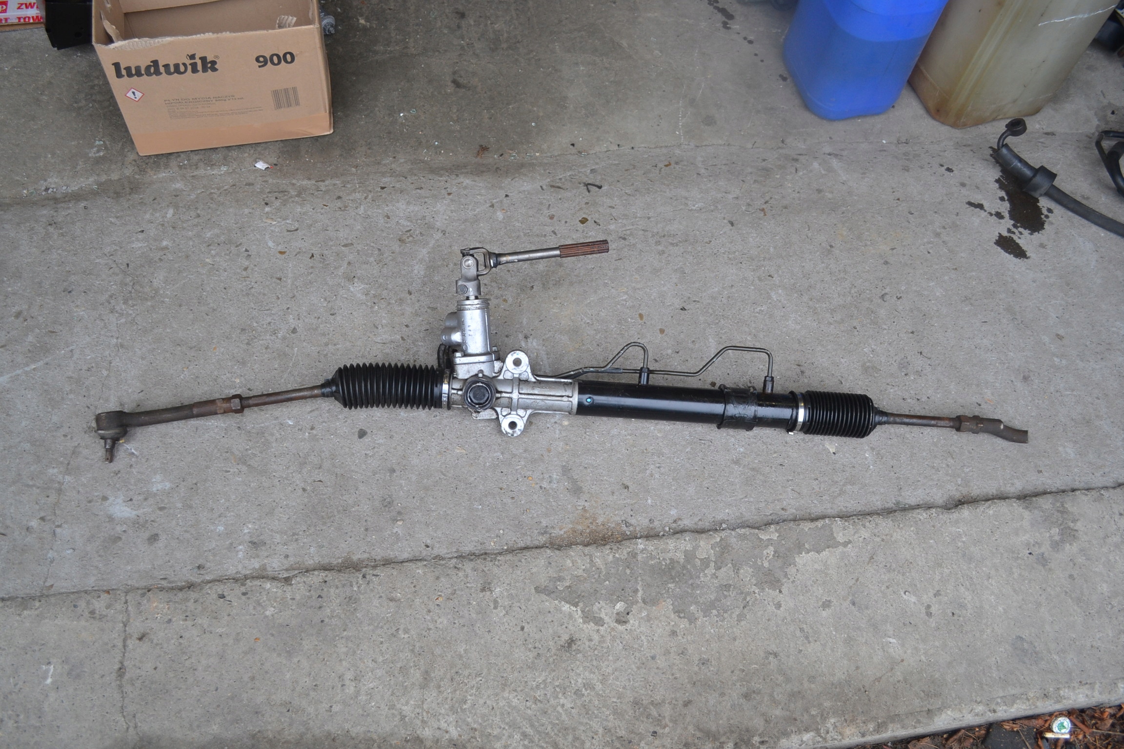 Kia OE 577002E700 drag rod servo steering
