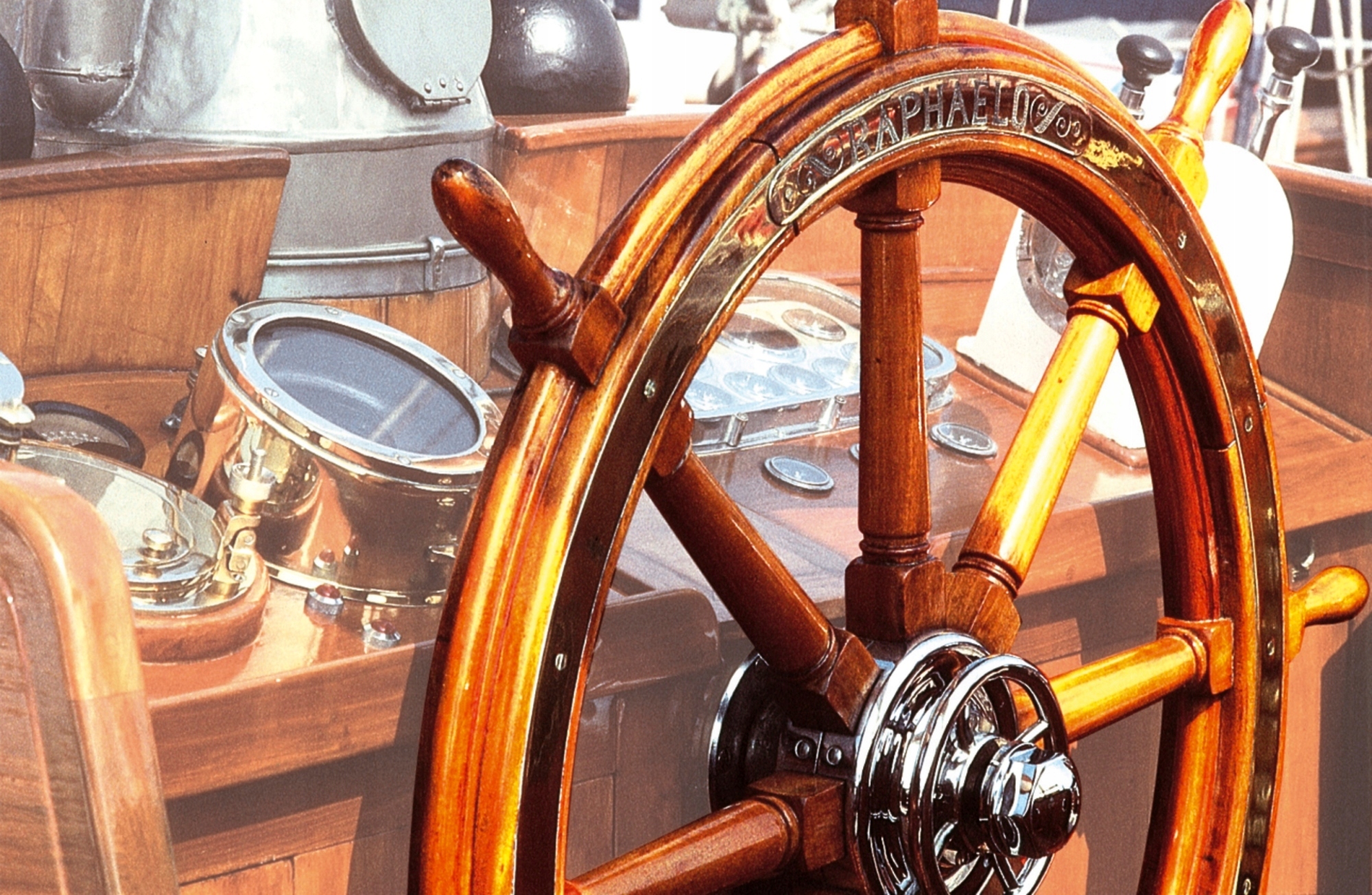 V33 Lakier Do Drewna Jachtowy Bursztynowy 0,75 L Kod producenta 3153890261024