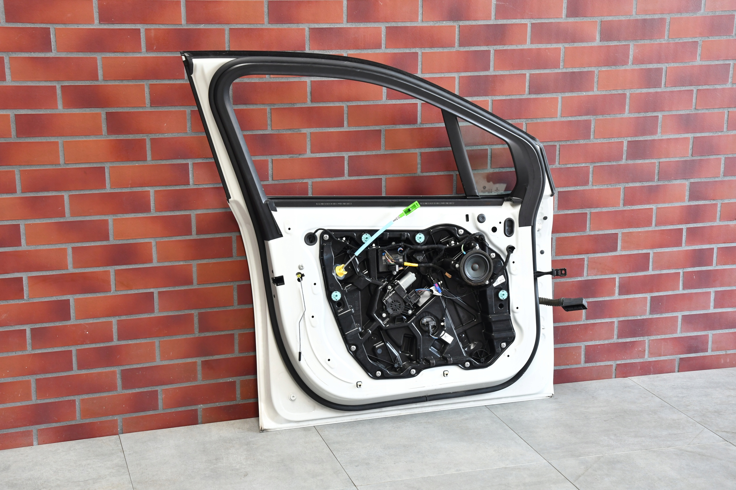 door left front front BMW 2 U06 A300