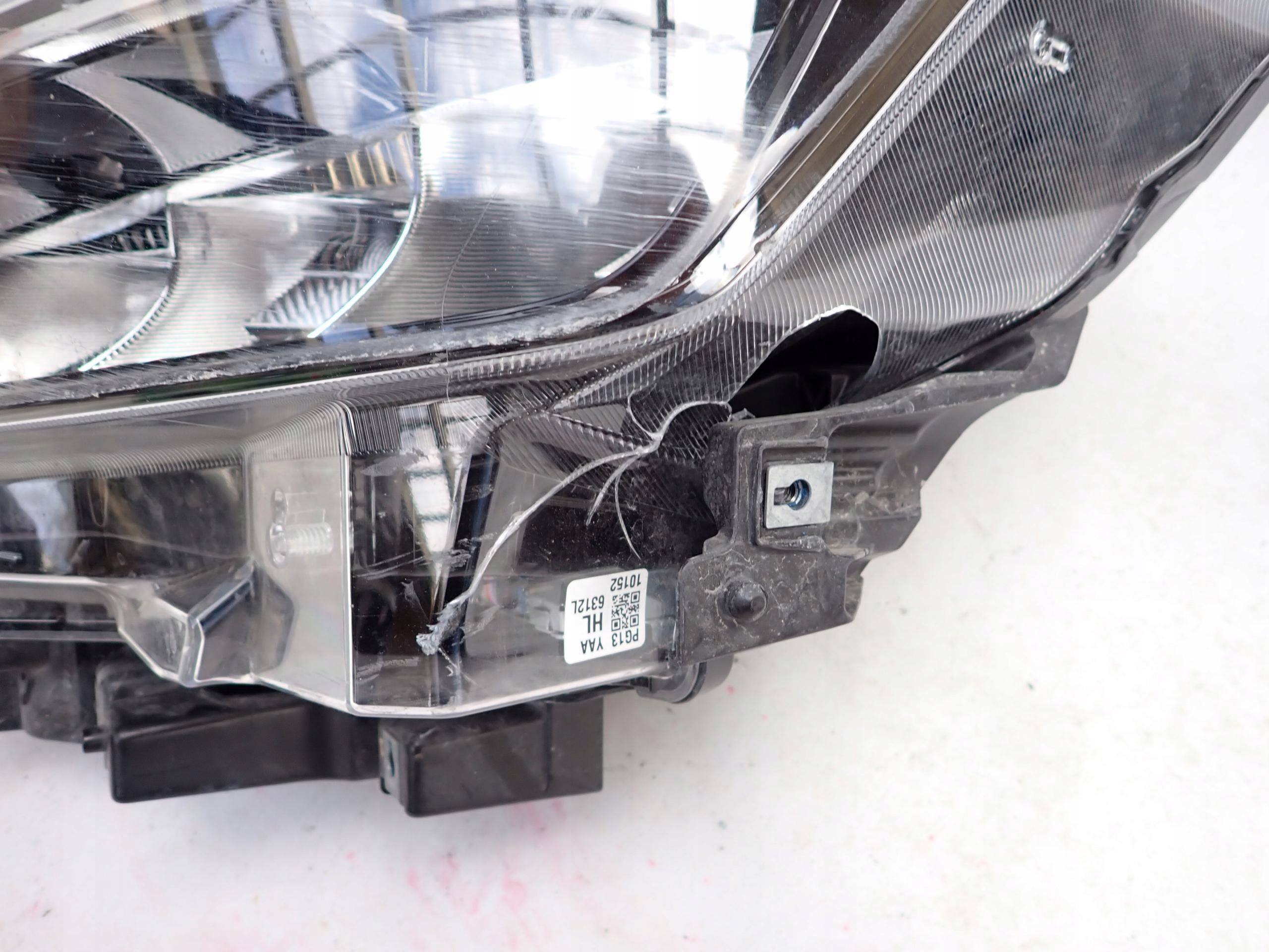 SUZUKI SX4 S-CROSS II 21- light left front front FULL LED PUSZKA
