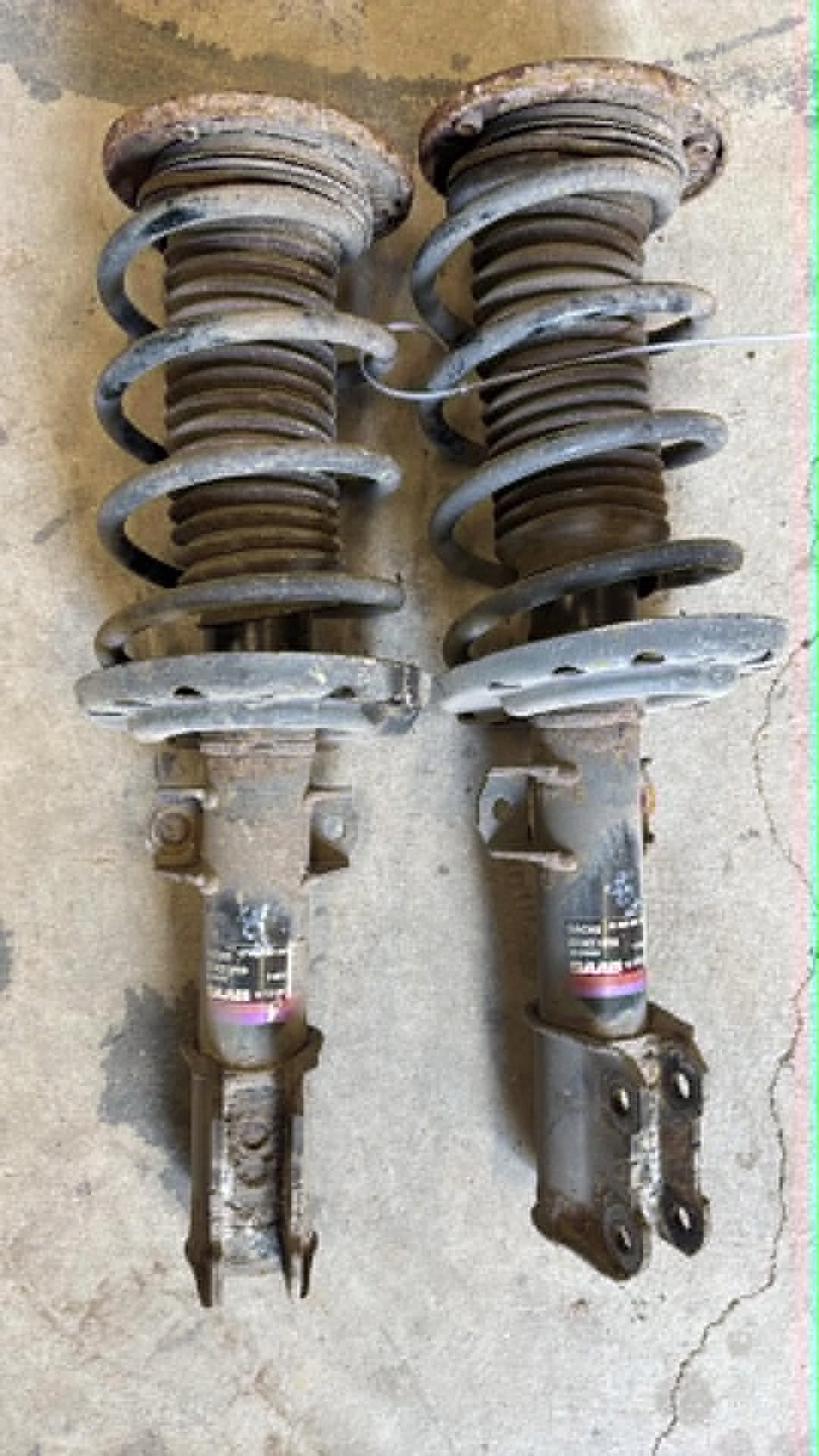 Saab 9-3 93 shock absorber front shock absorbers MCPHERSONY McPherson springs