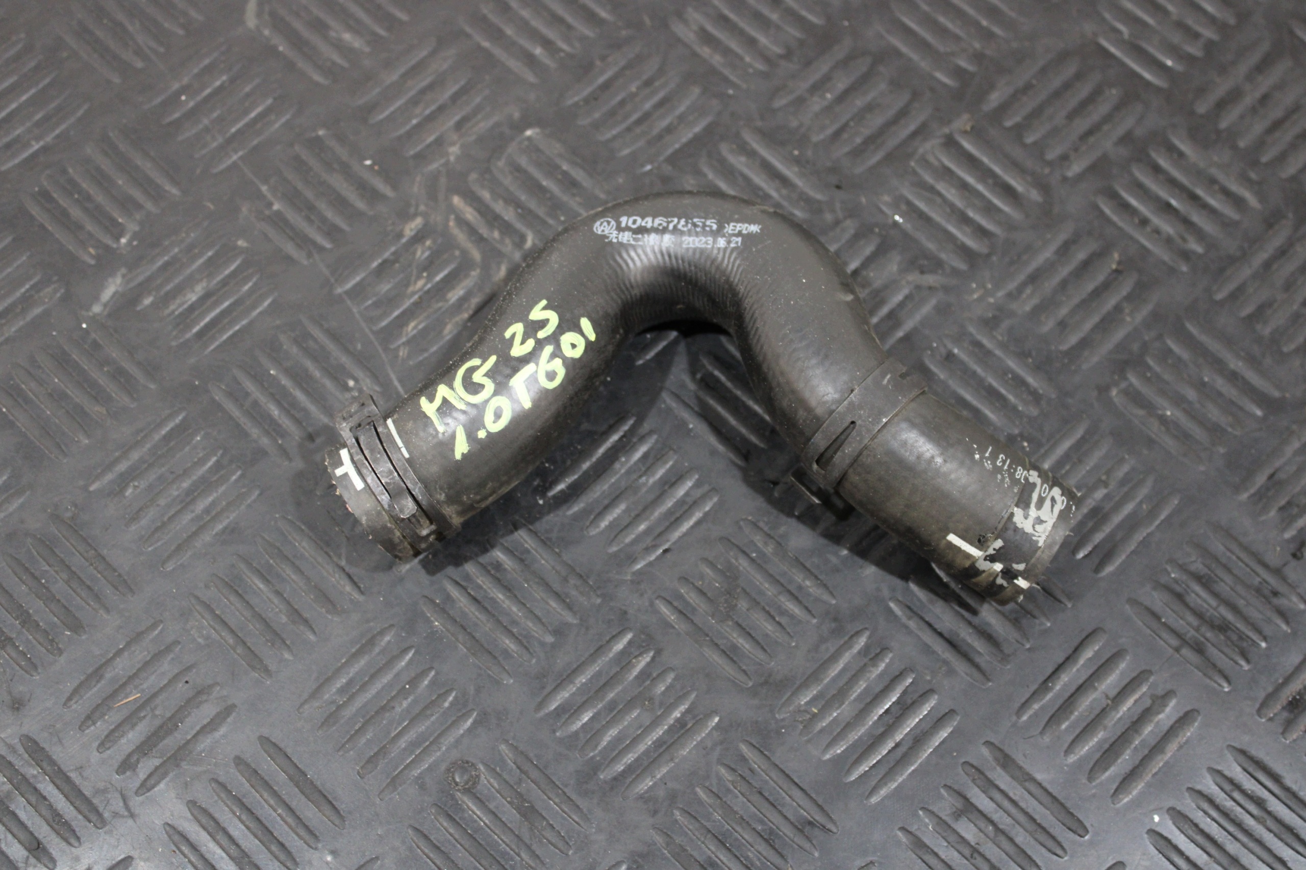 crijevo prijenos vode 10467655 MG ZS LIFT FL 2024
