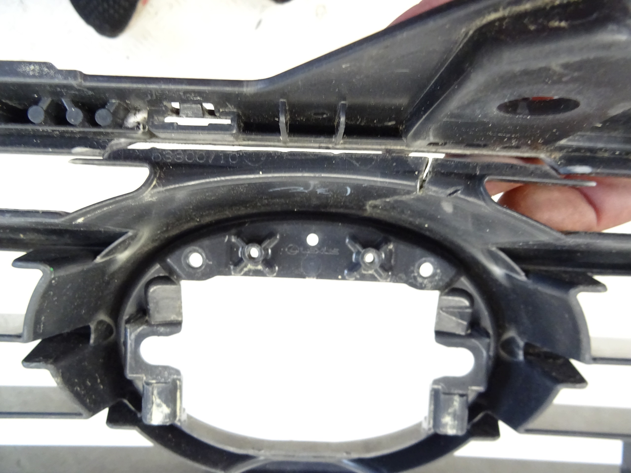 grill grille front LEXUS IS LIFT 5311253300