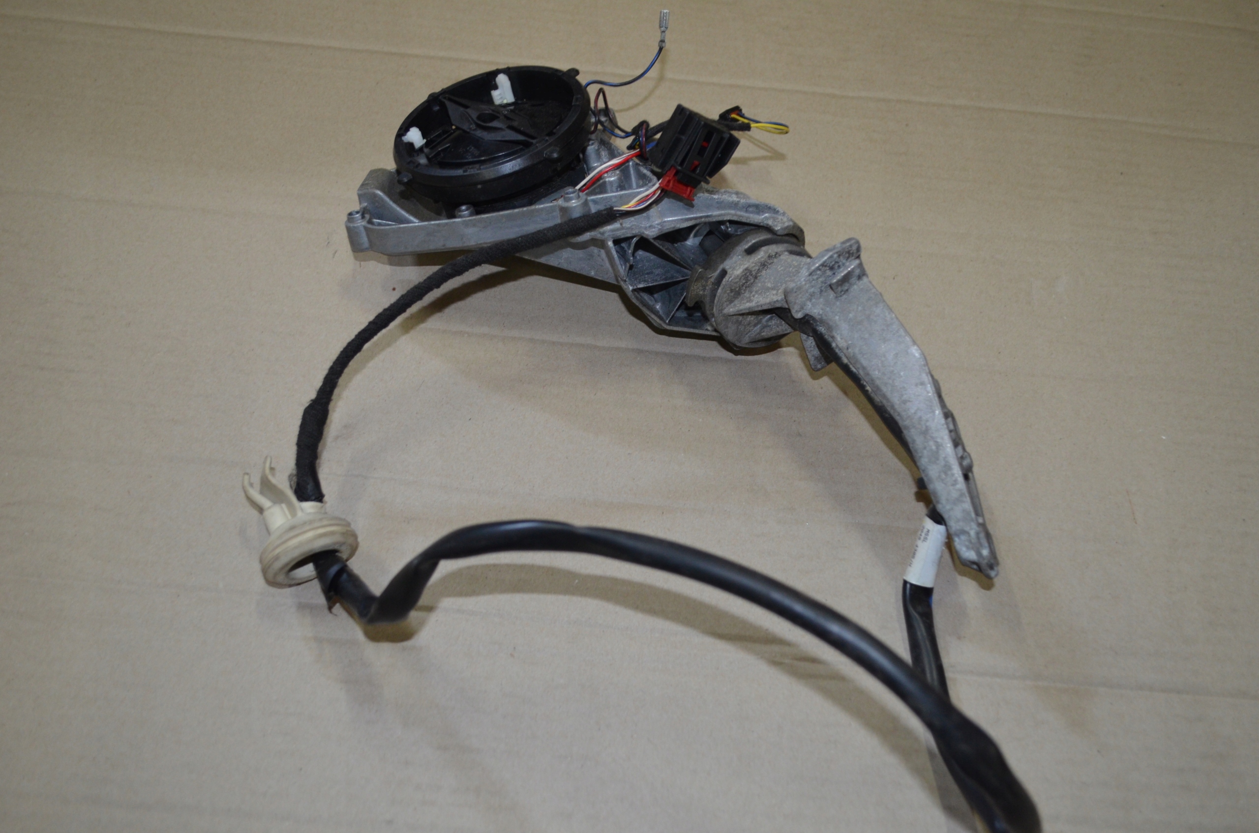 Механізм ліве дзеркало VW golf VII 6 контактів