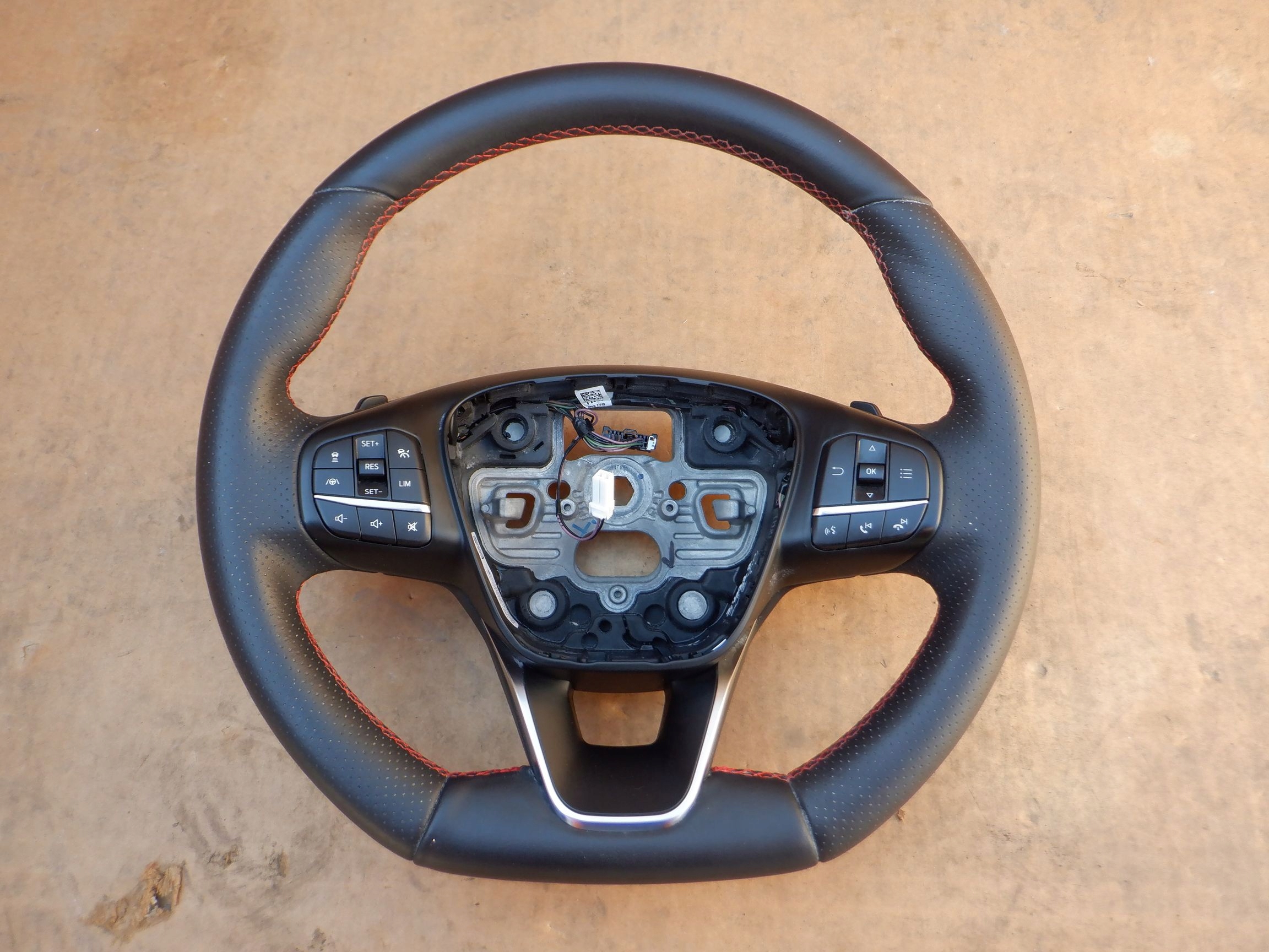 KIEROWNICA FORD FOCUS MK4 2018- NOWY MODEL ST LINE