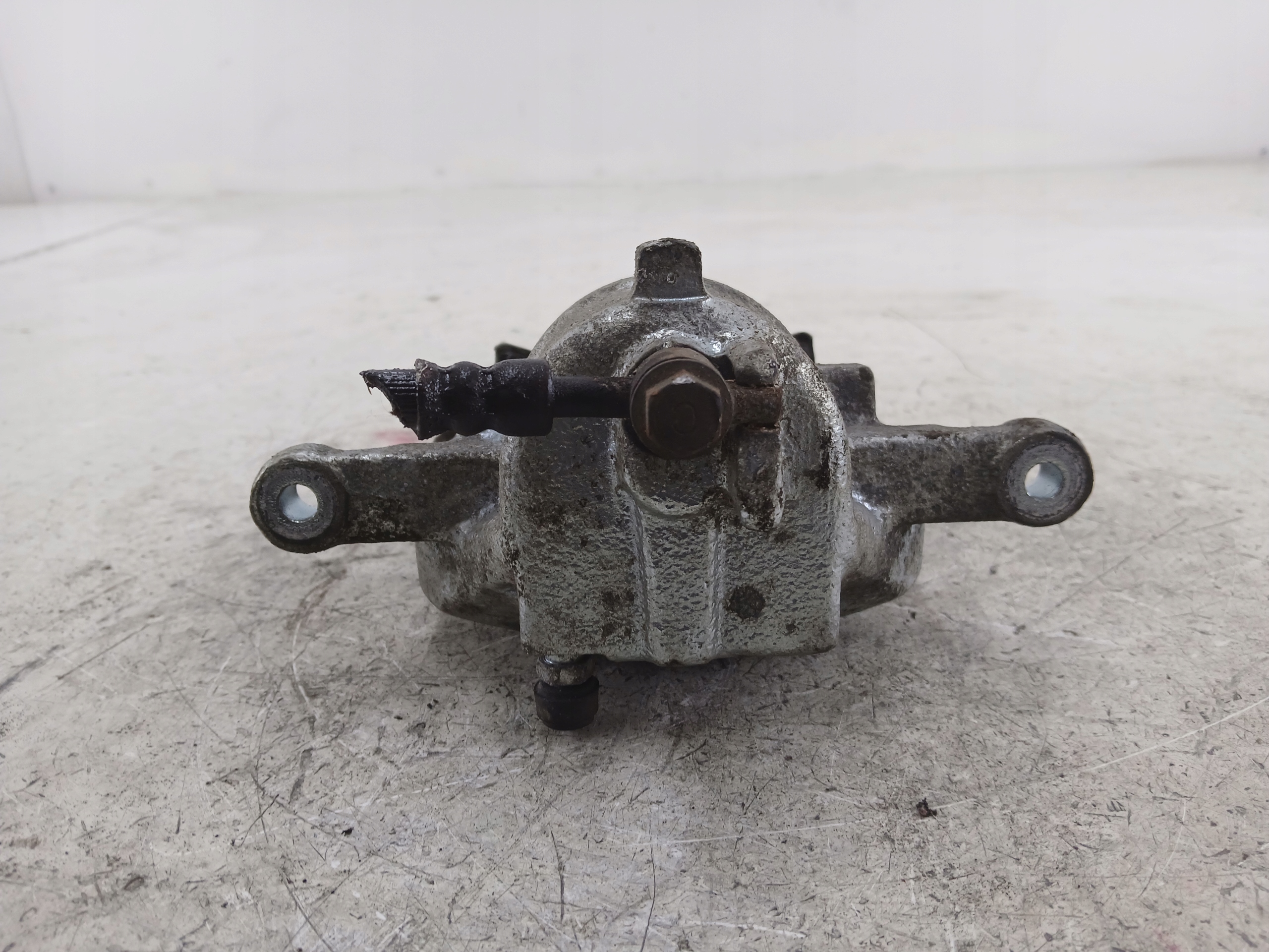 NISSAN ALMERA N16 caliper brake right front