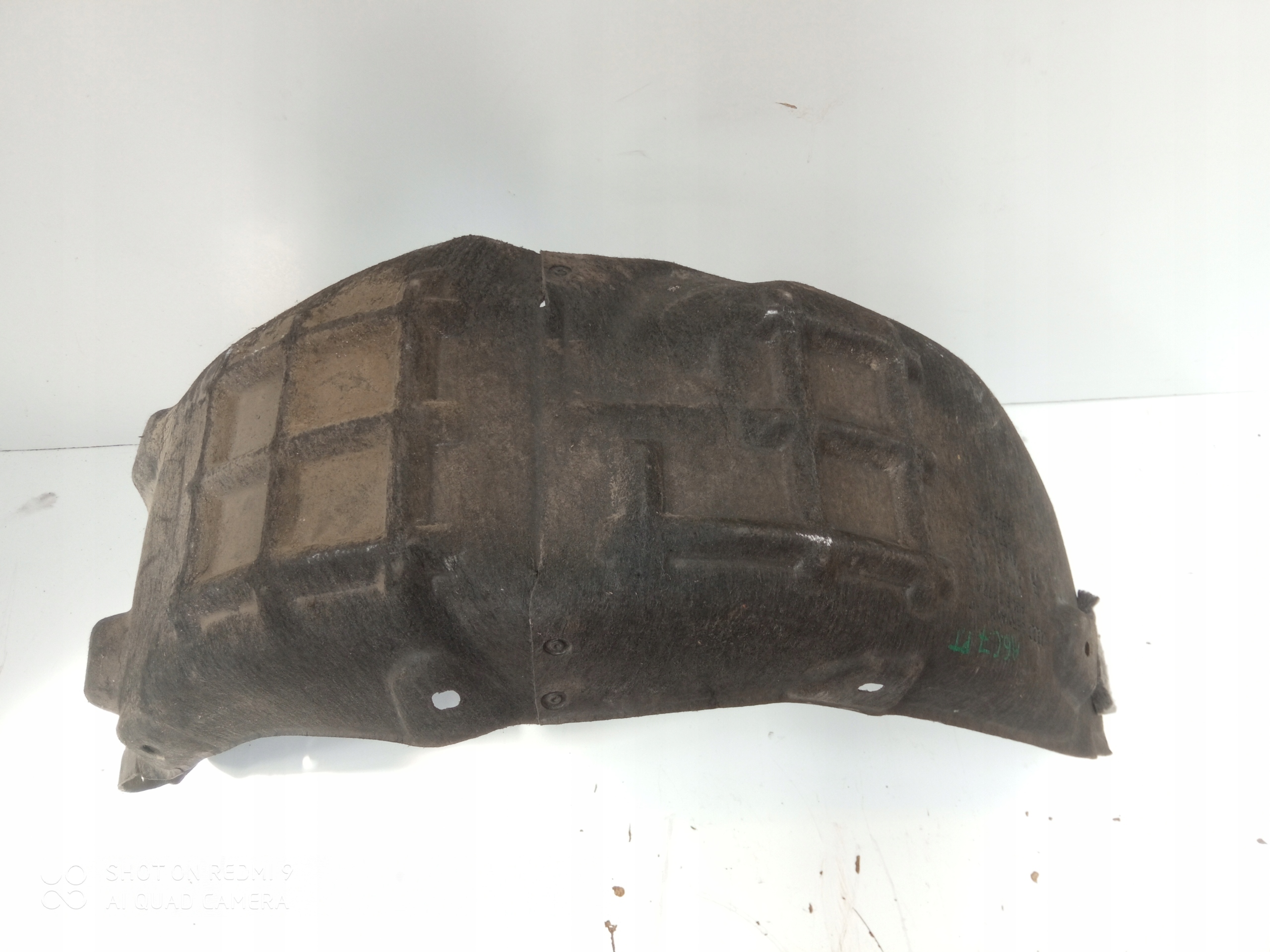 AUDI A6 C7 mudguard right rear part rear. 4G0810172A