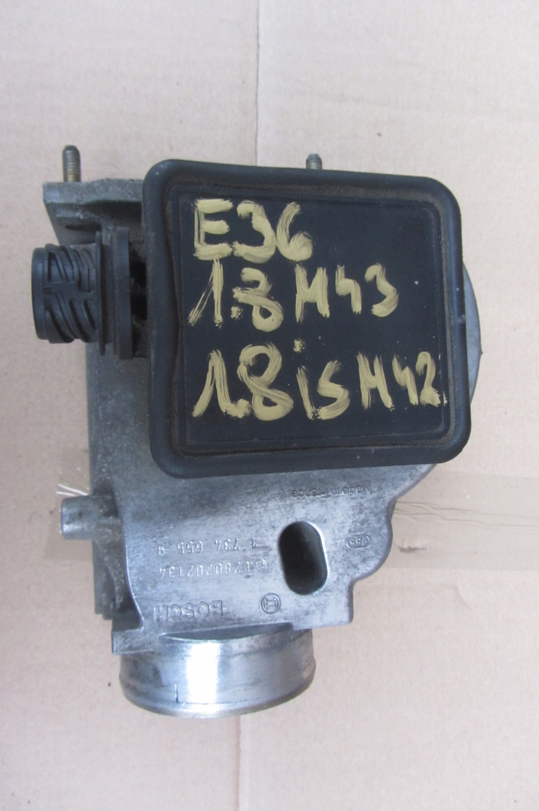 PRZEPLYWOMIERZ POWIETRZA BMW E36 1 8 I 1 8 IS 134
