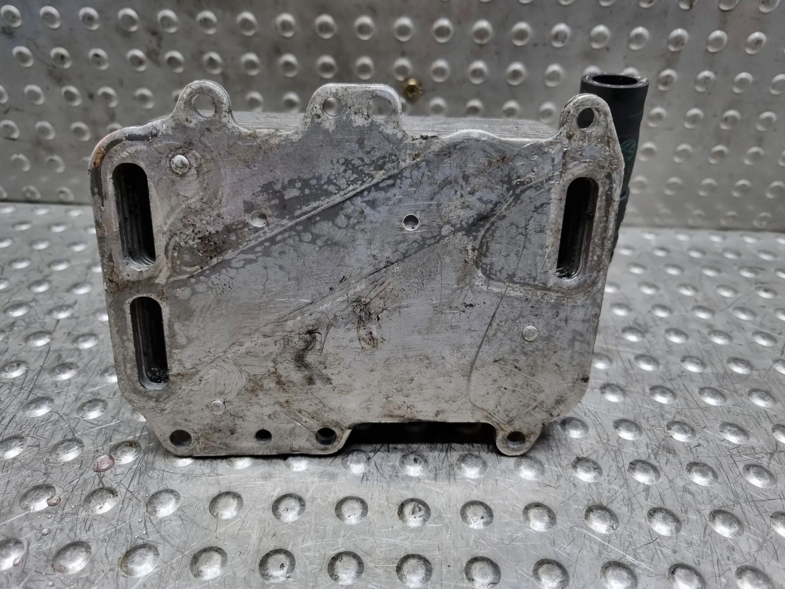 olaj hütö 059117021R Audi