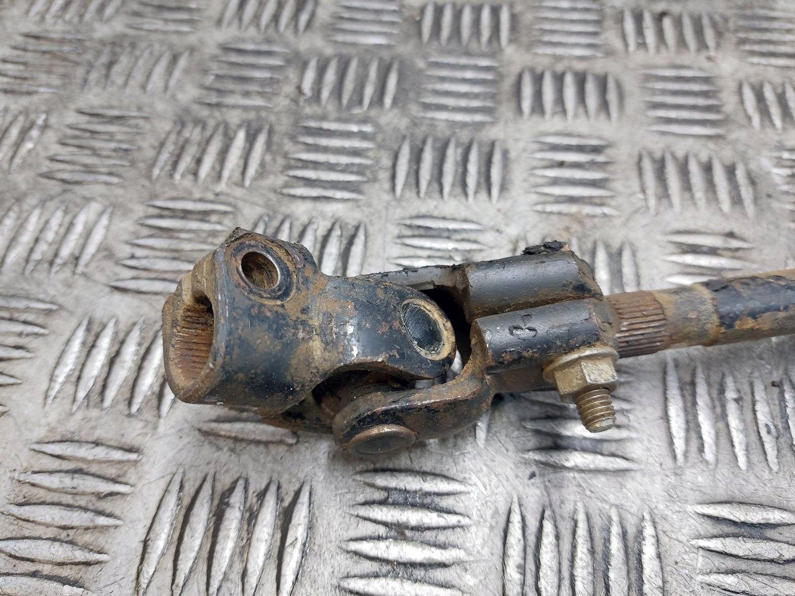 Croix Colonne de direction Volant KIA BONGO K2700 II LIFT