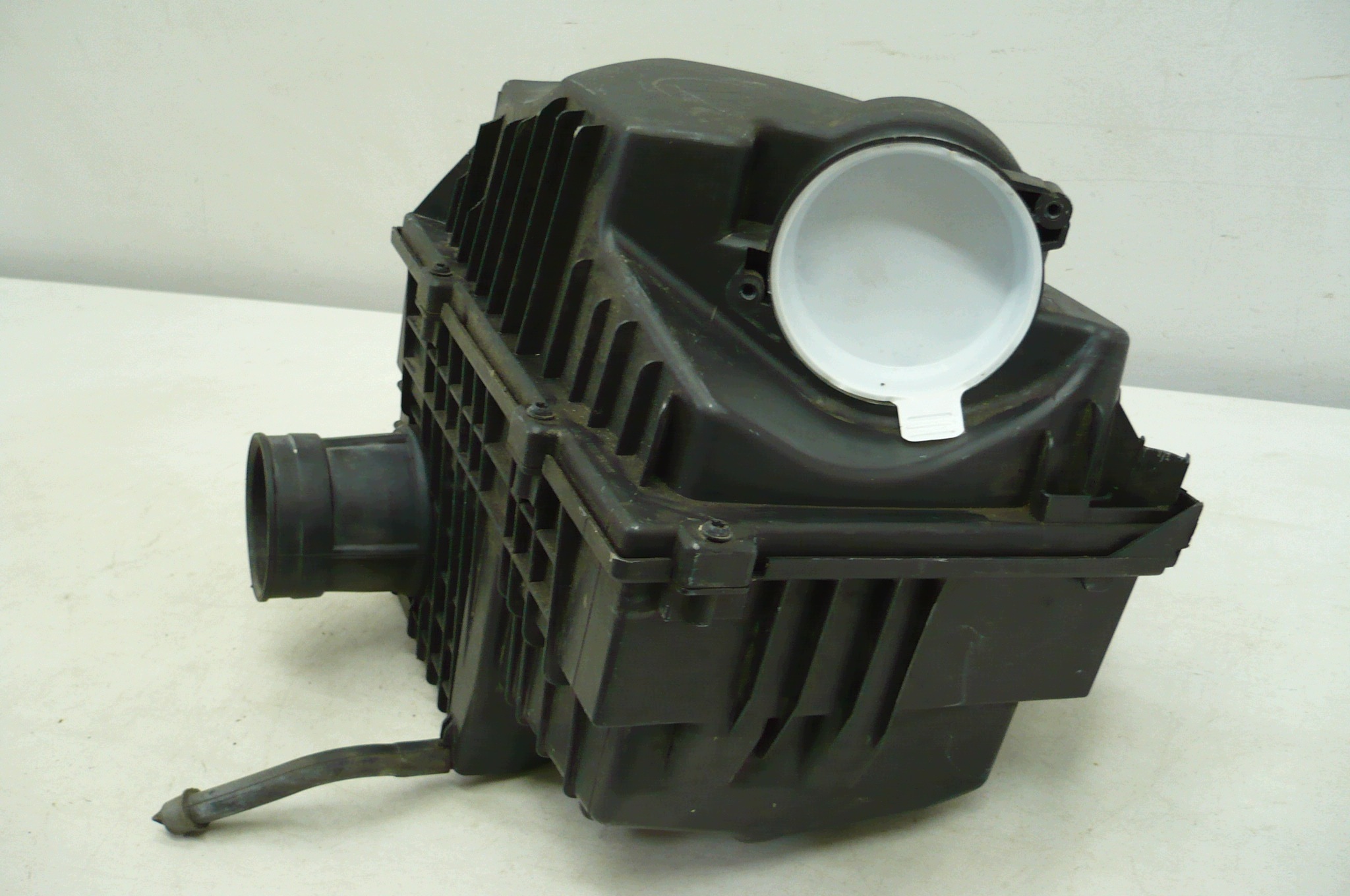 RENAULT MASTER III 3 10- Gehäuse filter luft 2,3 DCI