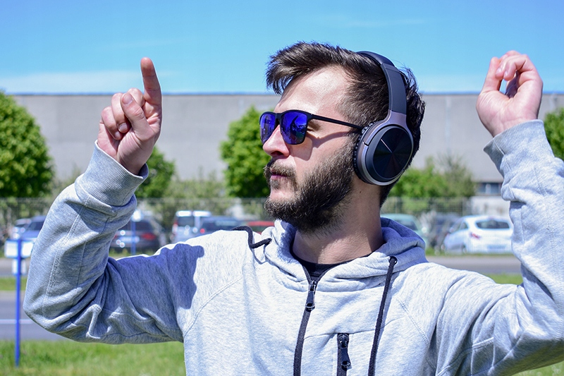 SŁUCHAWKI SPORTOWE BLUETOOTH NAUSZNE NA SIŁOWNIĘ Zasięg 10 m