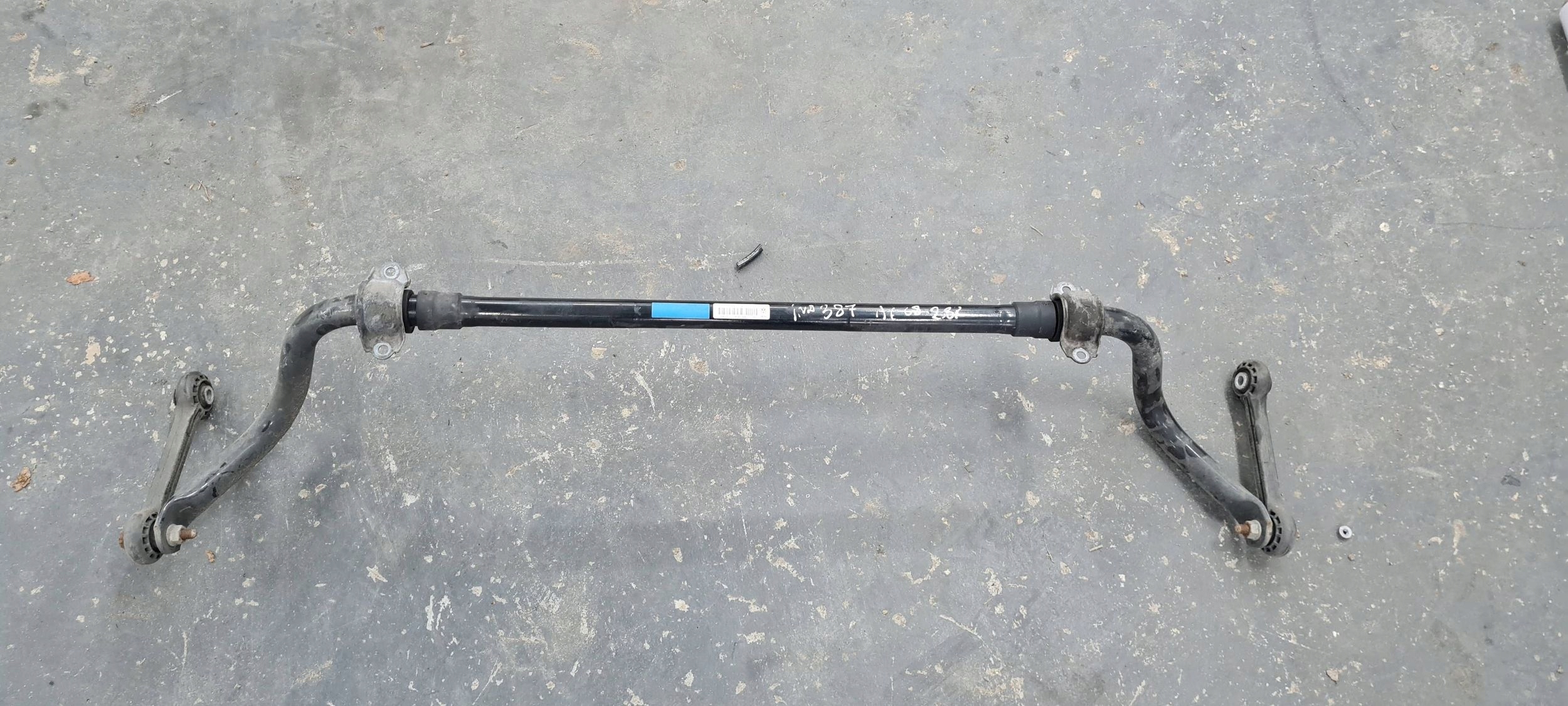 A6 C8 4K stabilizer rod front front Z LACZNIKAMI 4K0411309L A7 4K