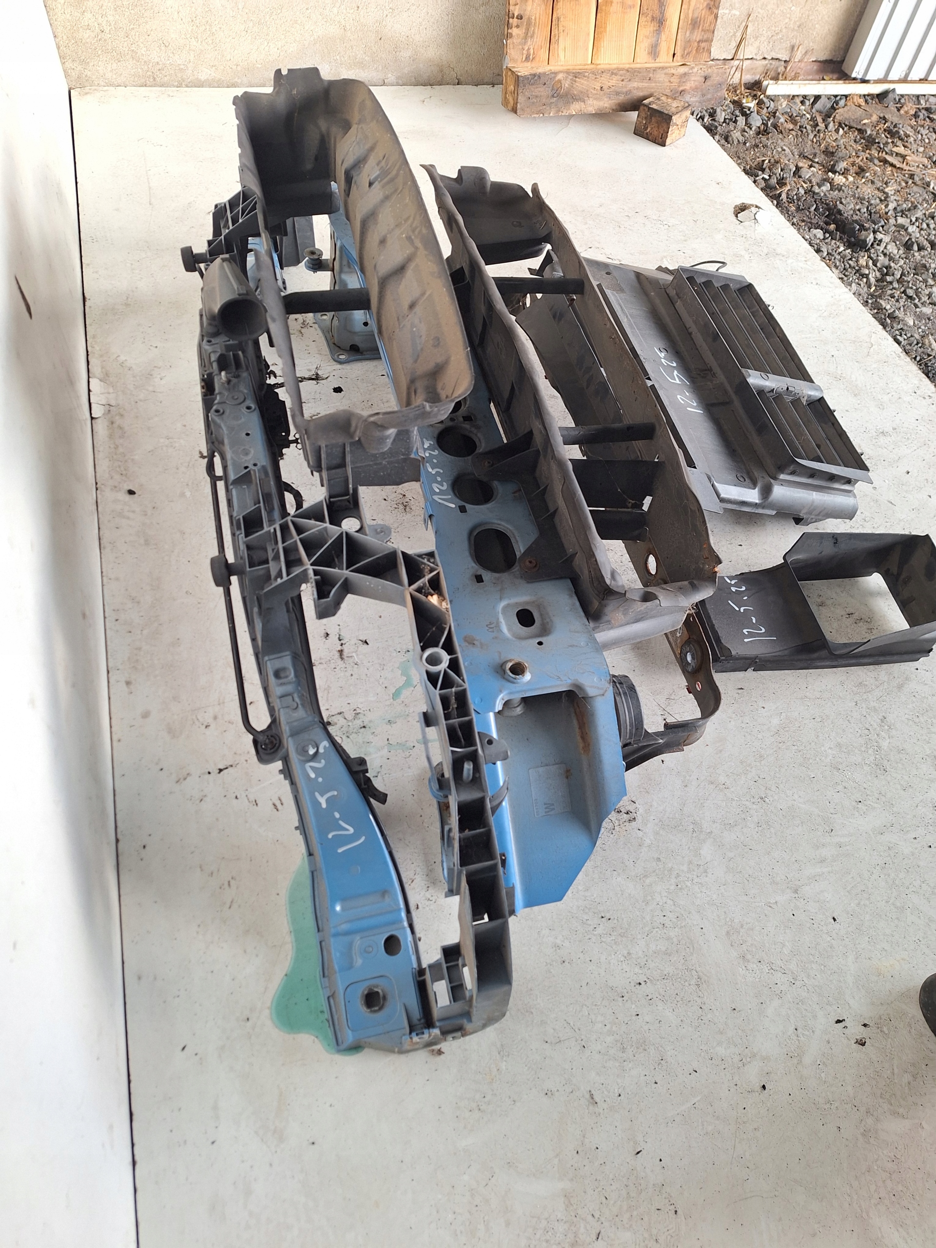 FORD FOCUS MK3 LIFT 14-18 support panel for radiators 1.0 ECOBBOST