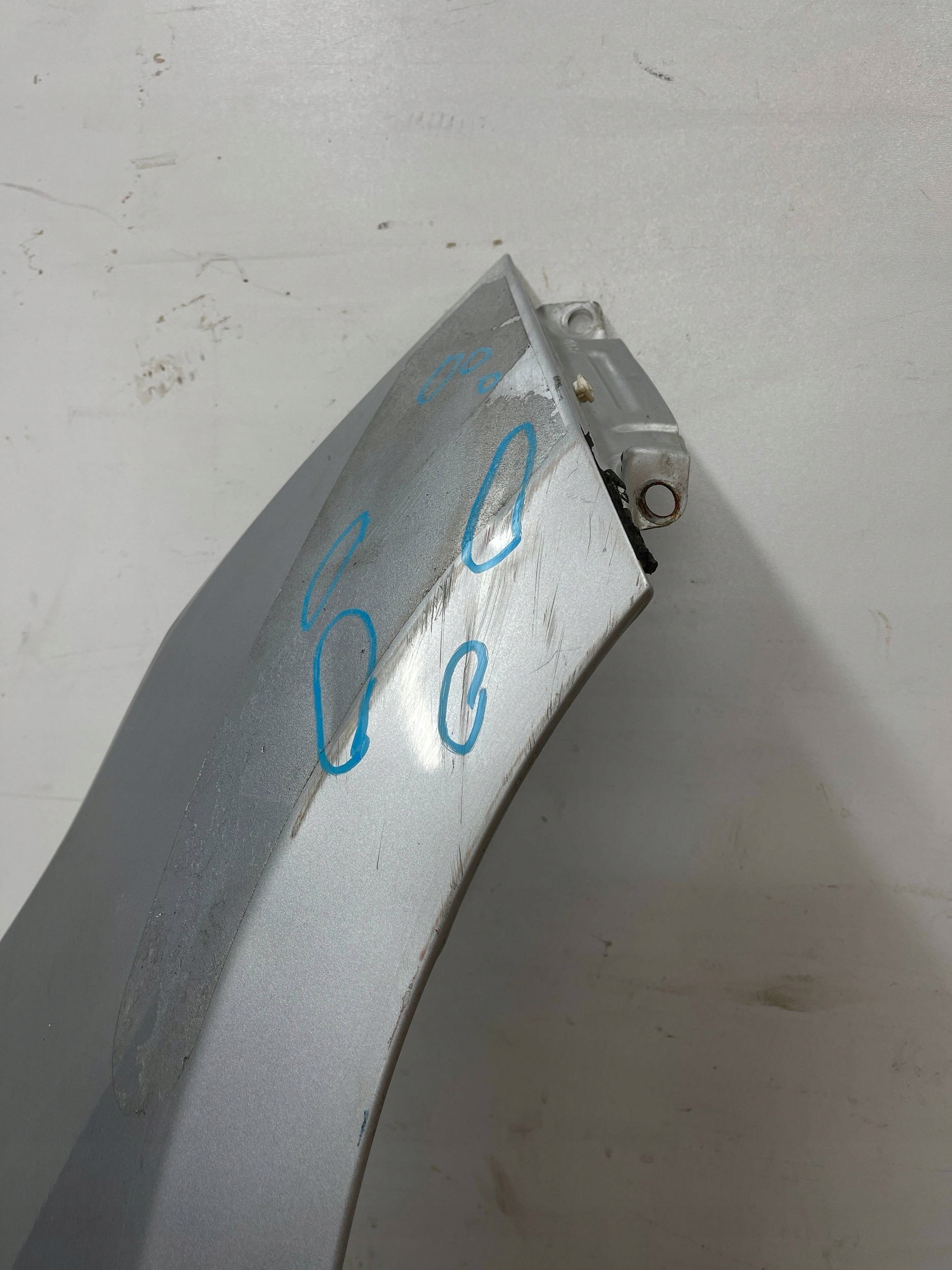 fender front front right KIA CEED II 2 12