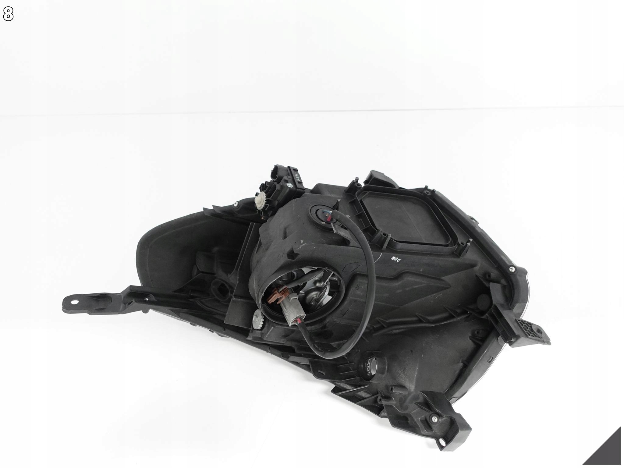 ASTON MARTIN CYGNET 11-13 ZWYKLA light right EU