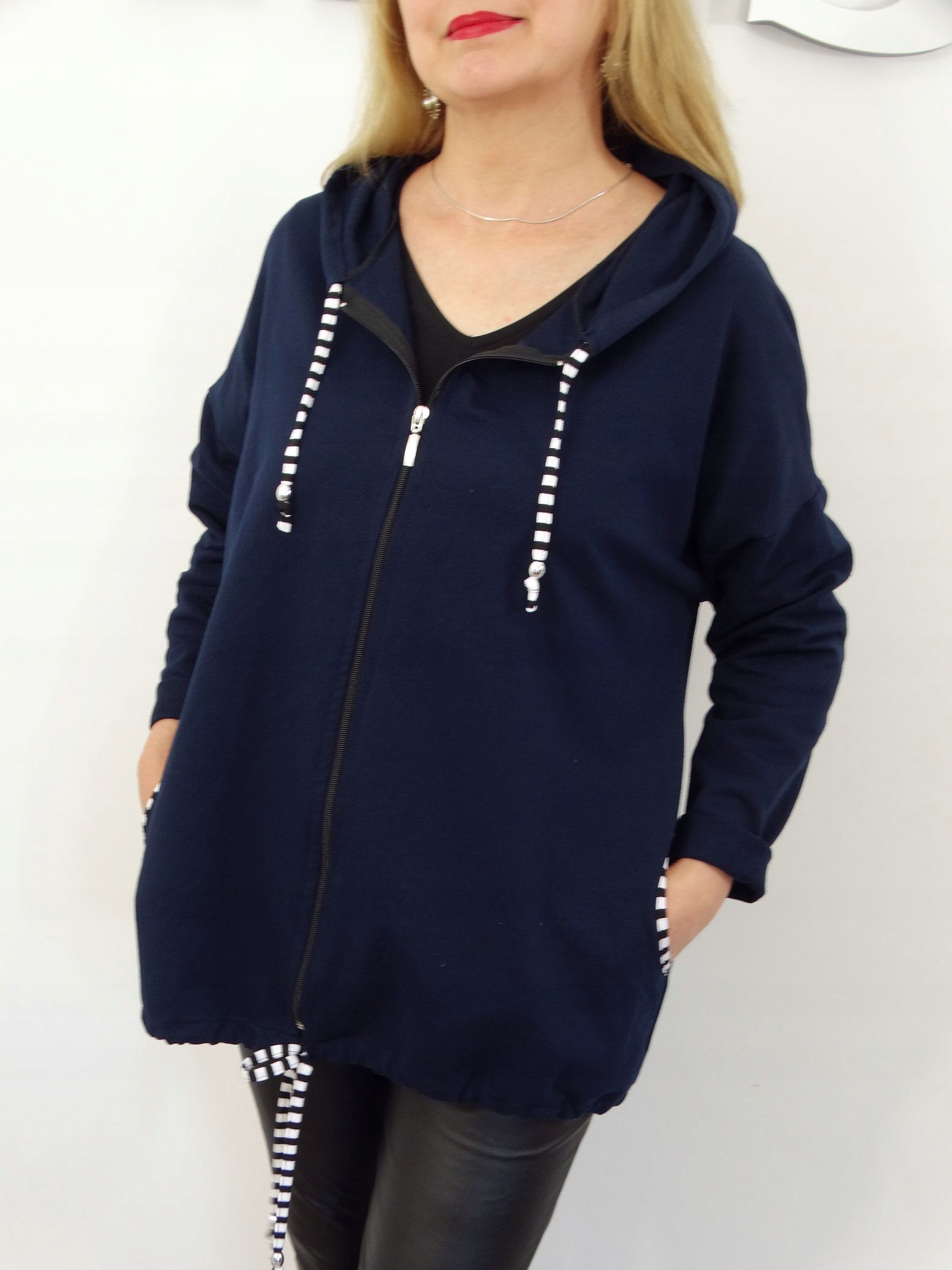 Bluza Damska Lekka Bawełniana Rozpinana z Kapturem Mika 7XL 54