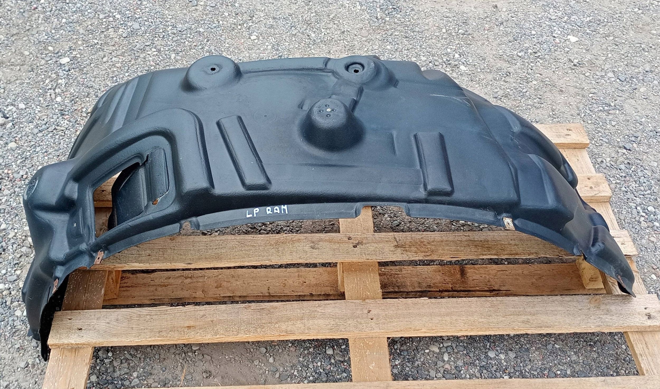 mudguard left front front left original Dodge RAM 1500 2009-2018