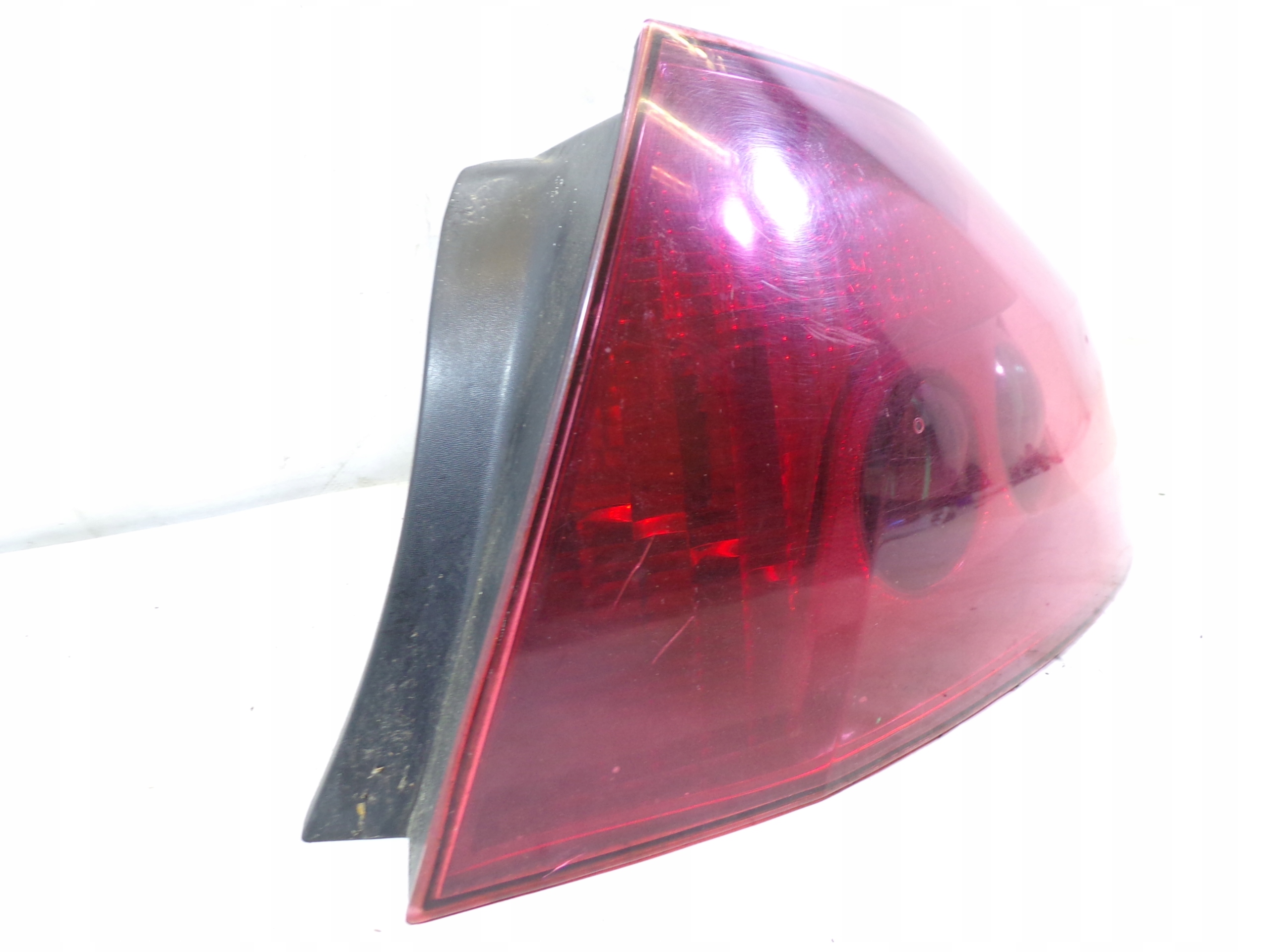 light rear rear part right PEUGEOT 407 sedan (K)