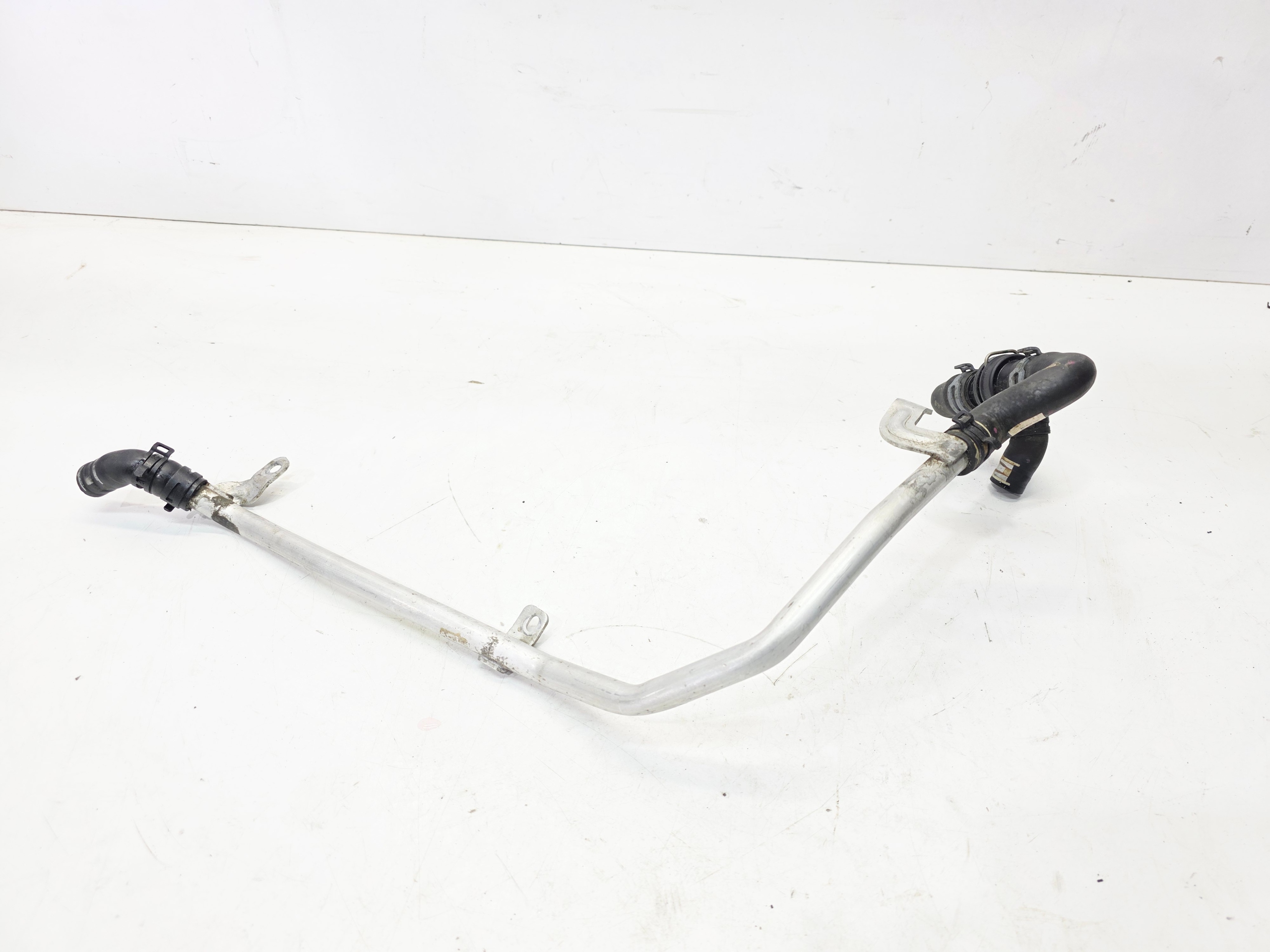 crijevo prijenos vode AUDI Q5 FY 3.0 TDI 80A122061CF