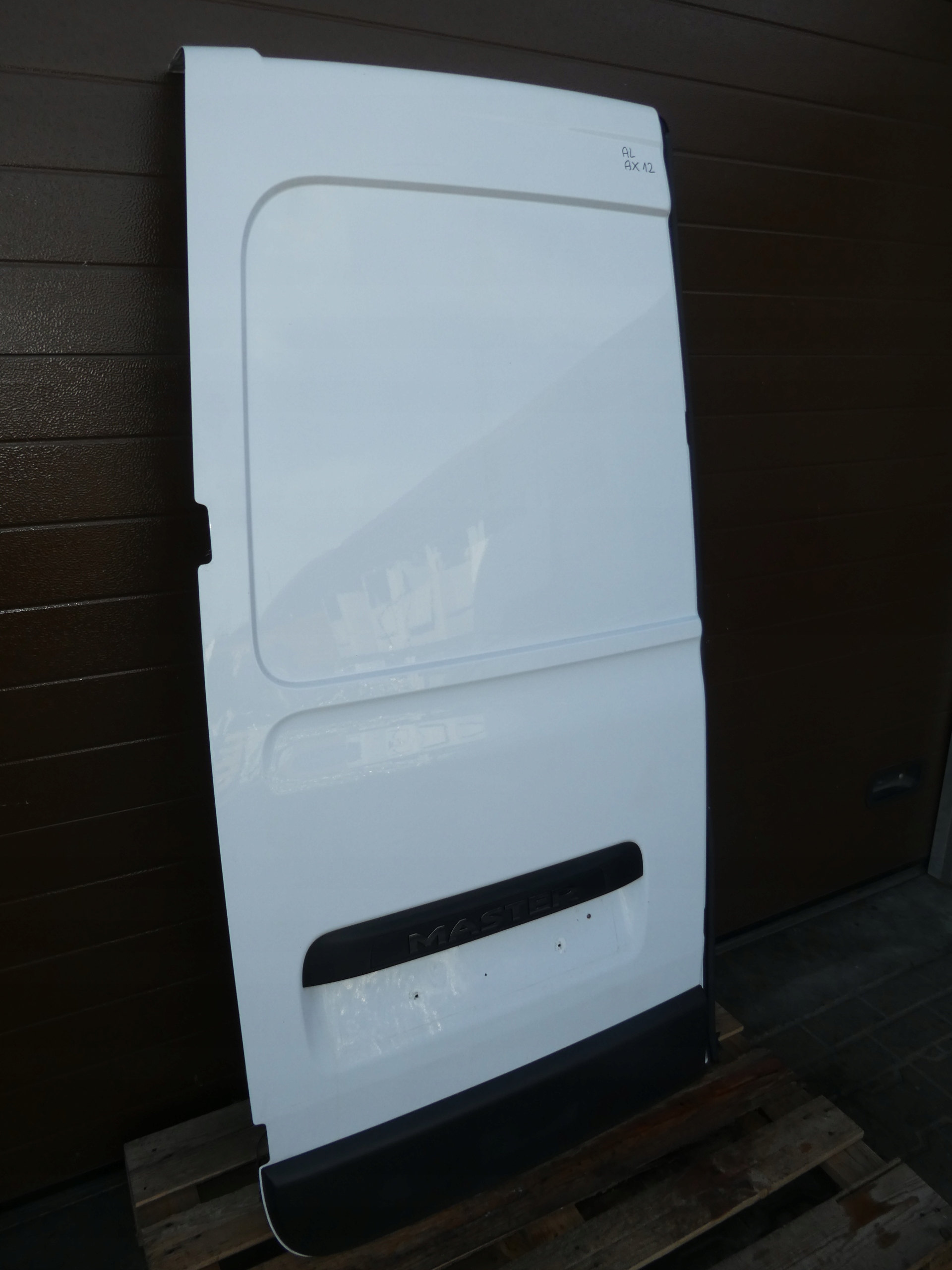 TÜR LINKS HECK MOTYLE RENAULT MASTER IV 4 KOMPLET