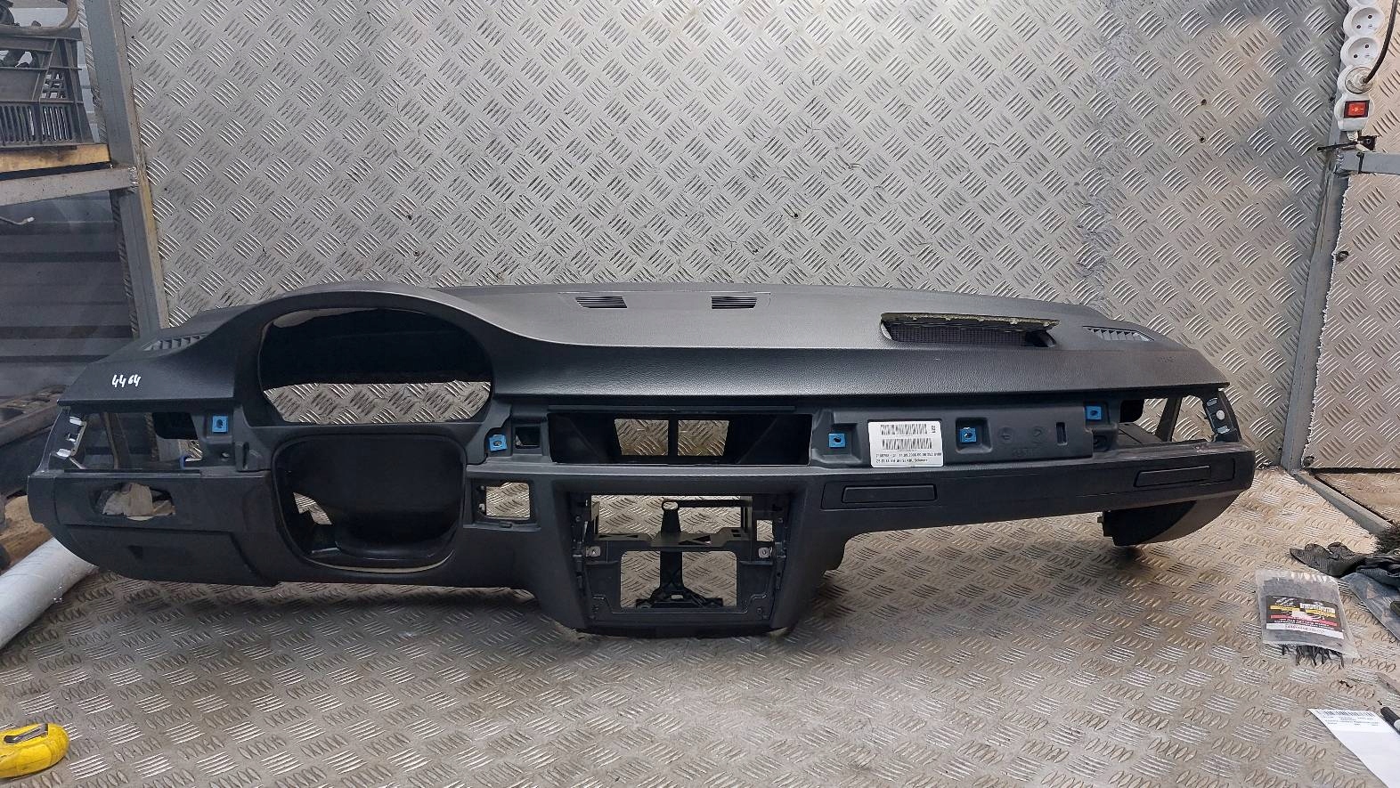 cockpit dashboard instrument panel BMW E91 320 BMW E91 KOMBI TOURING BMW E90