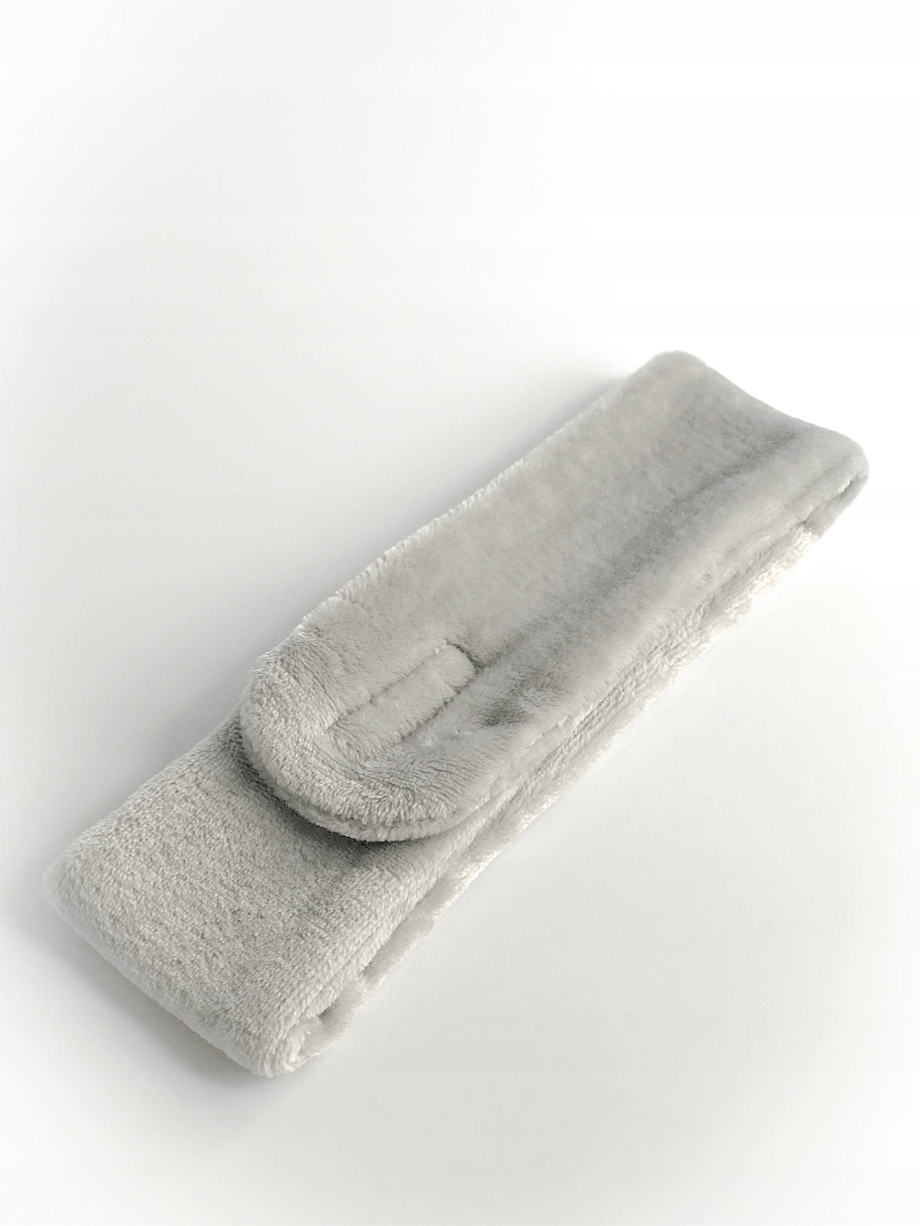 OPASKA KOSMETYCZNA DO WŁOSÓW PLUSZOWA NA RZEP SZARA CHILA Marka inna marka