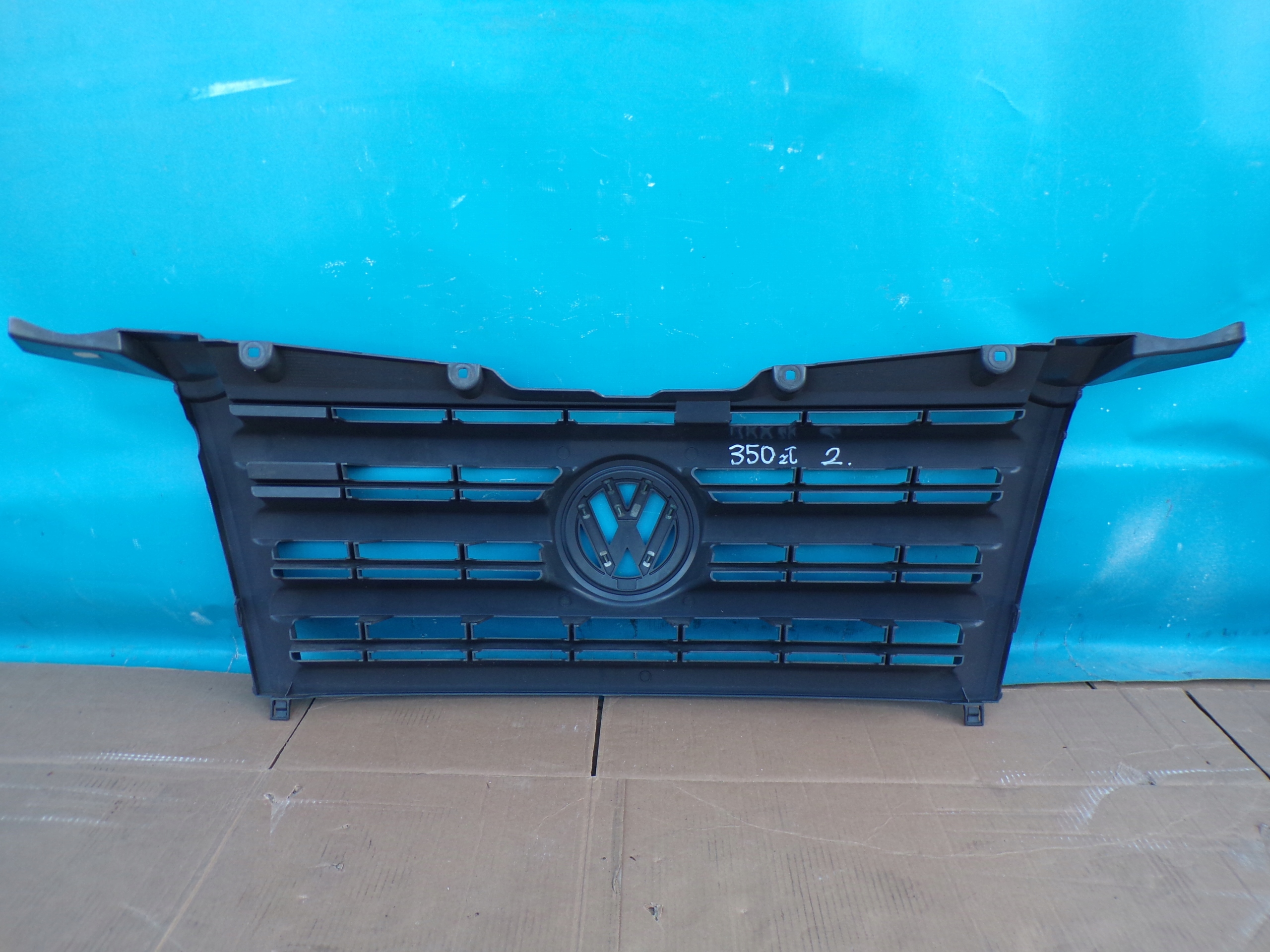 VW CRAFTER 06- mask 2E0853653
