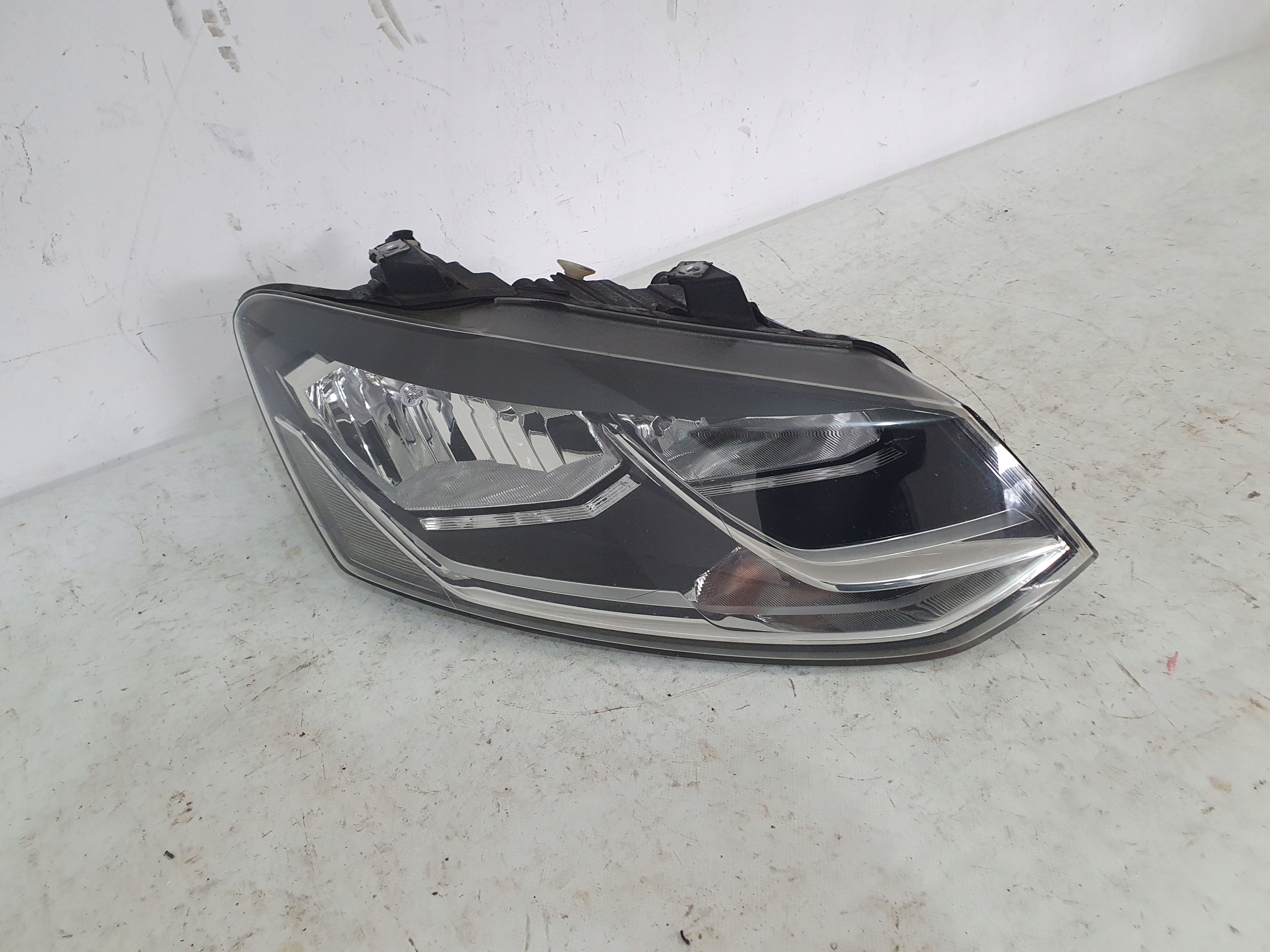 light right front front VW POLO 5 V 6C LIFT 6C1941006