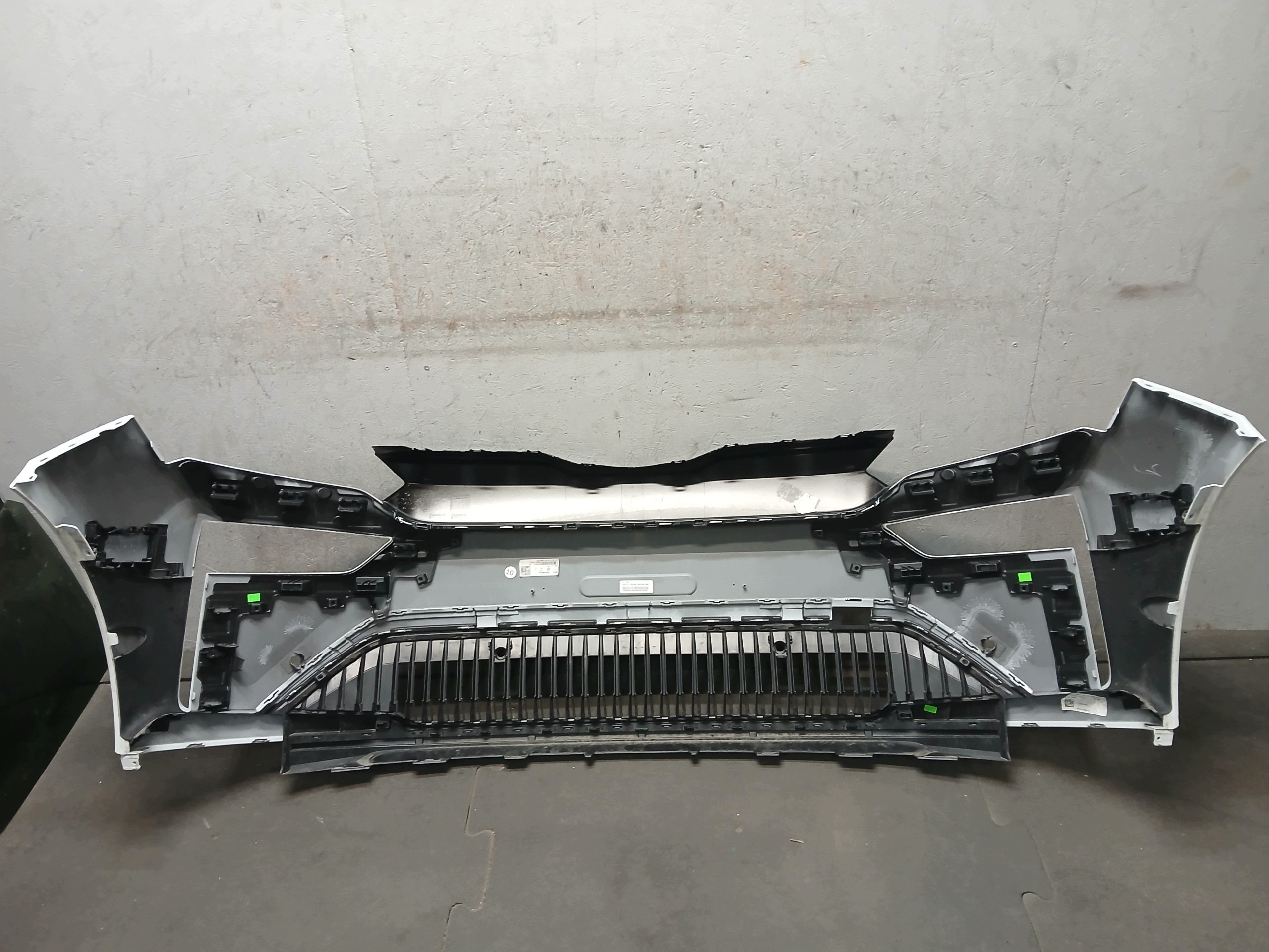 bumper front SKODA ENYAQ LIFT 5LA
