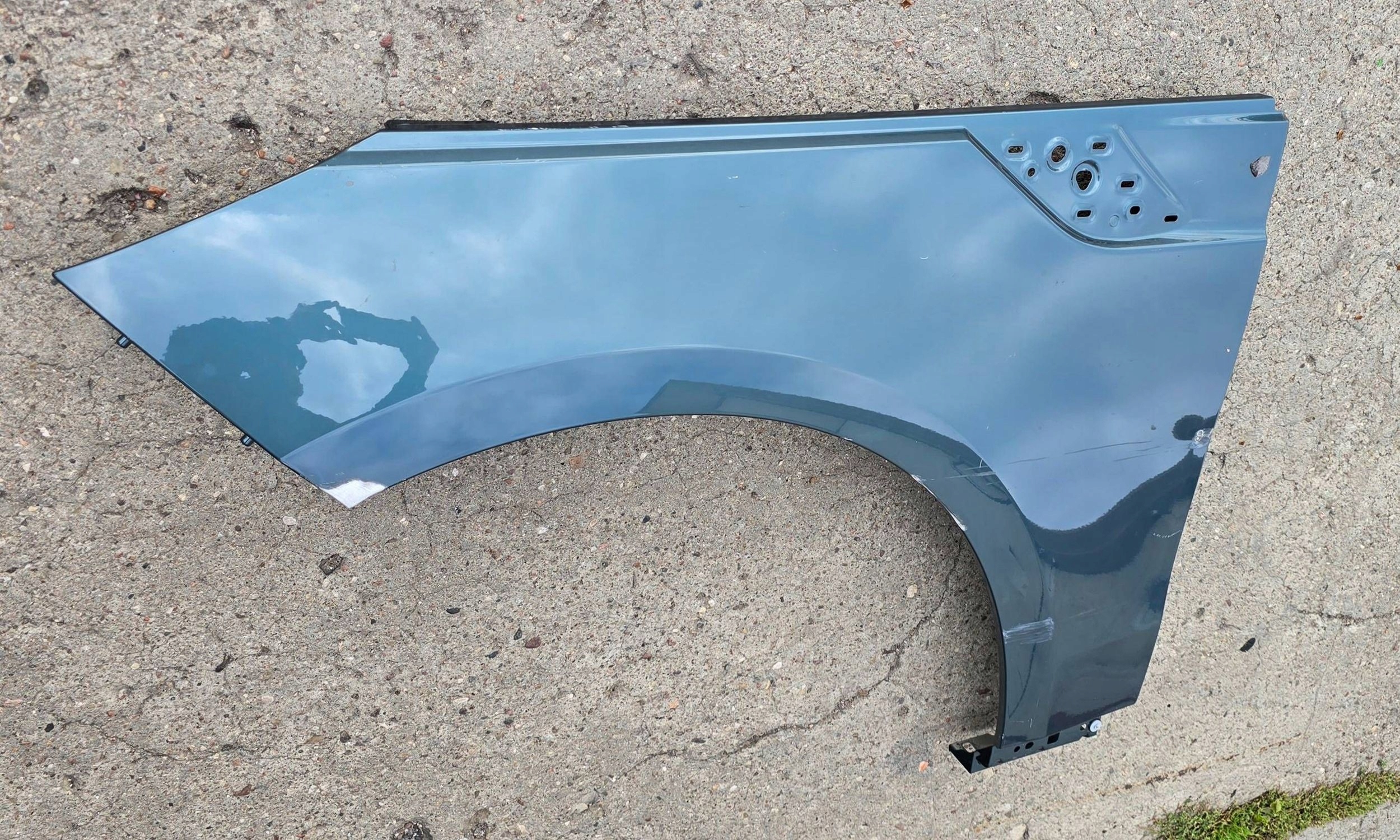 Land Rover Range Rover SPORT L460 LK front side left fender front