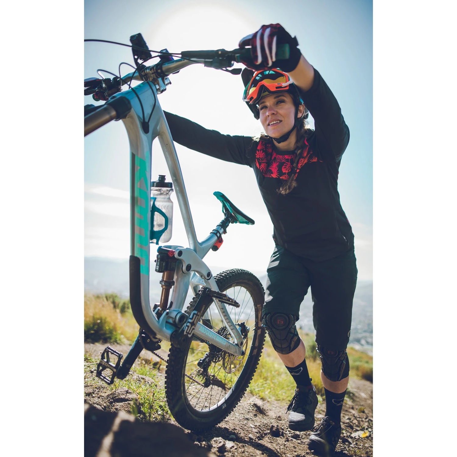 Lezyne koszyk Flow Cage SL-L Enhanced lewy czerwon Marka Lezyne