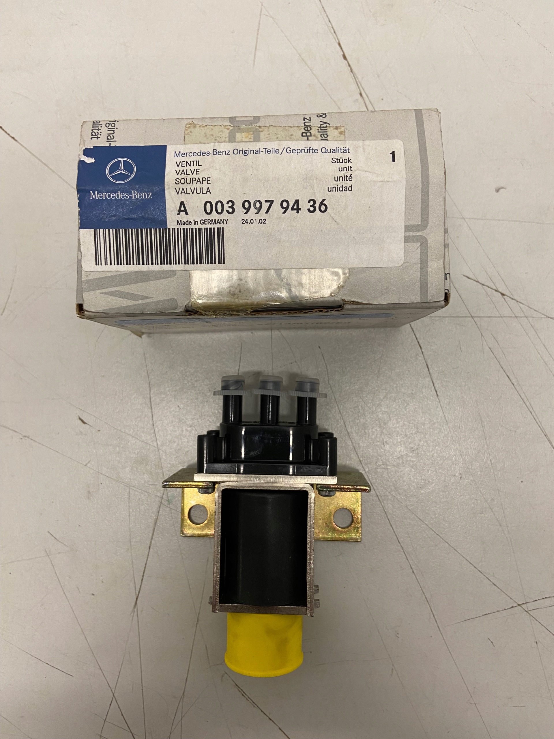 A0039979436 - Електромагнітний гальмівний клапан MERCEDES T2 VARIO W201 W371