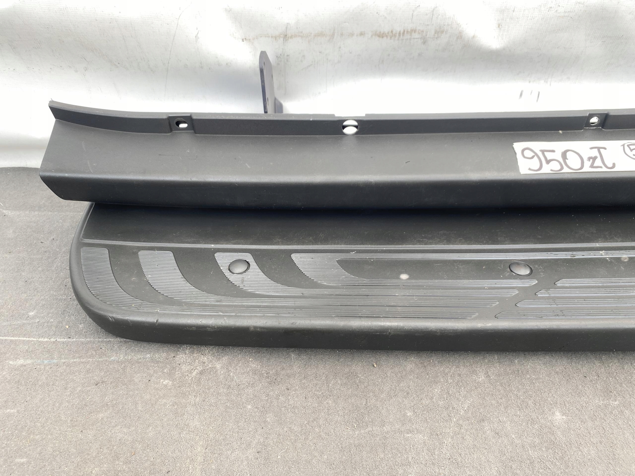 SPRINTER 907 910 17- cap STOPIEN threshold rear rear part grey ZE STELAZEM ORYG