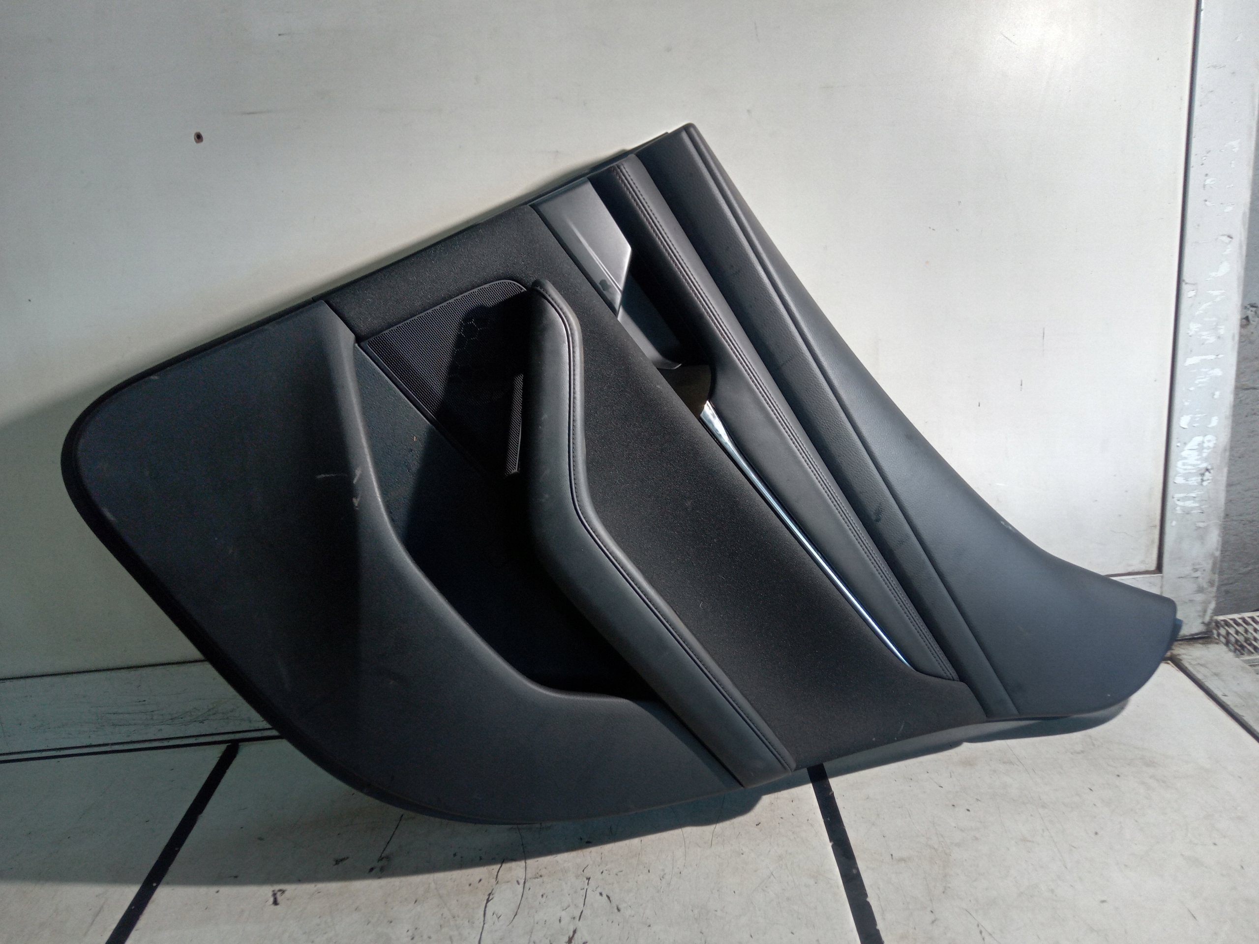 MAZDA 3 IV BP БЕКОН ДВЕРЬ ПРАВАЯ ЗАДНЯЯ