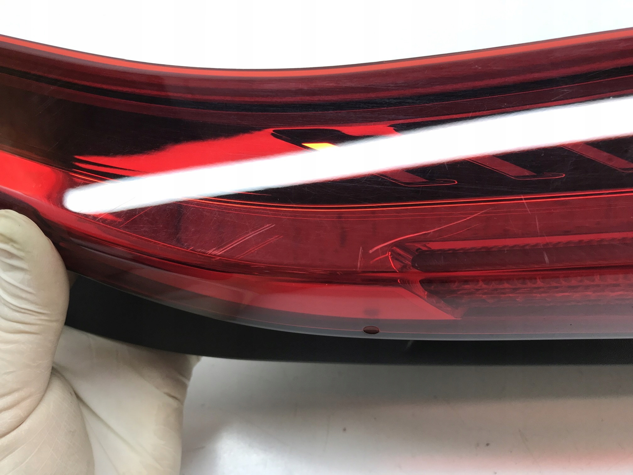 фонарь правый 92402AT000 kia NIRO II