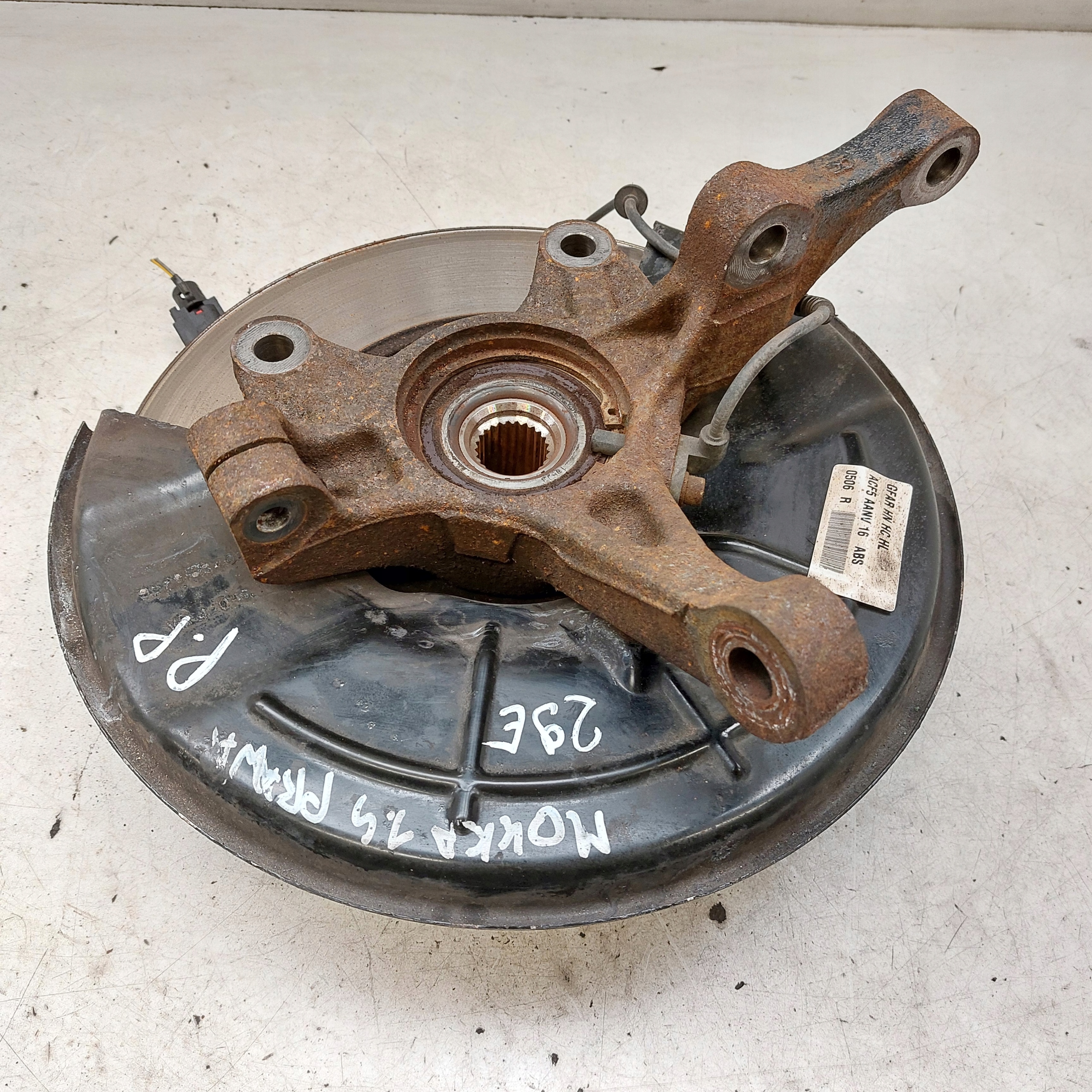 opel MOKKA 1,4T поворотный кулак + диск