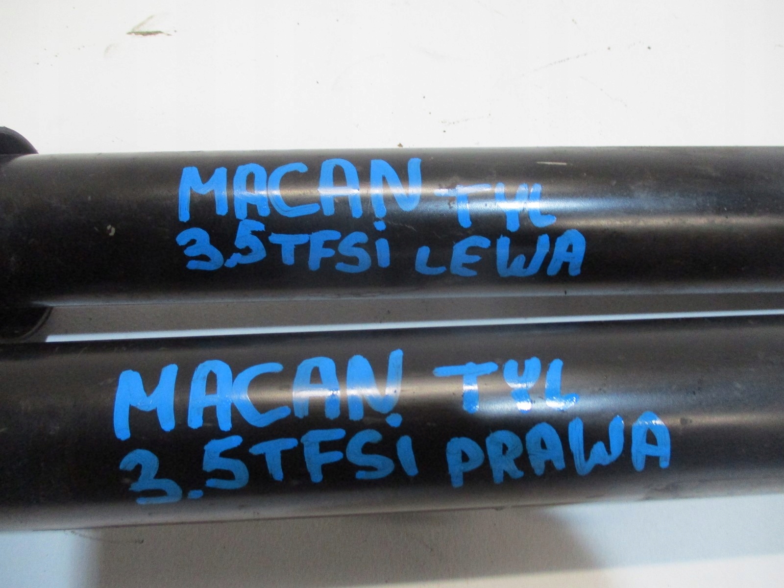 shock absorber PORSCHE MACAN TURBO 3,5tfsi 95B513035F left