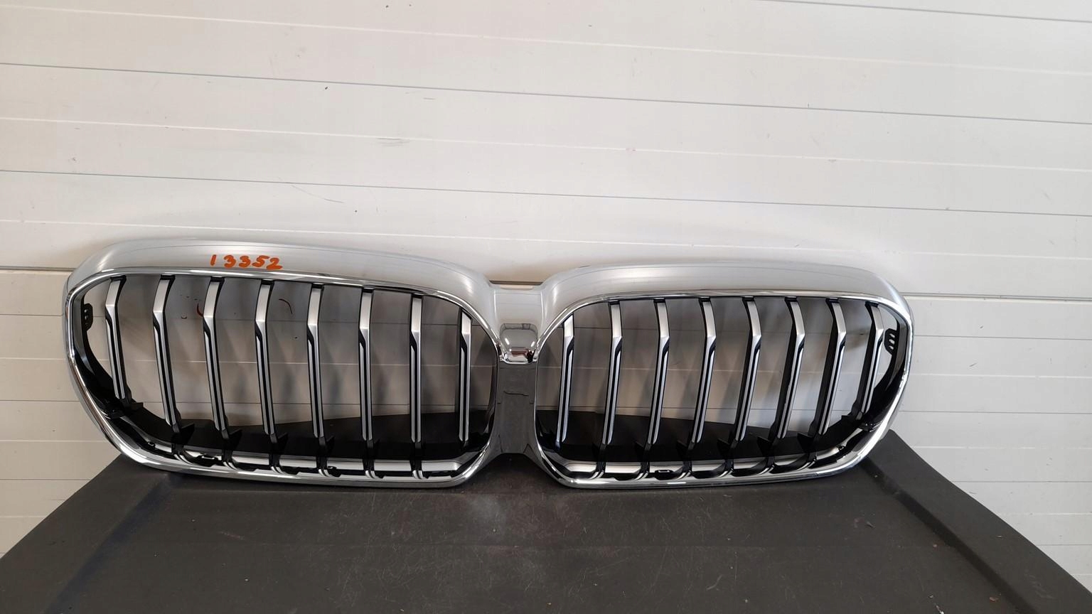 BMW 5 G31 Kühlergrill FRONTGRILL Kühlergitter 9852283 - Thumbnail 1