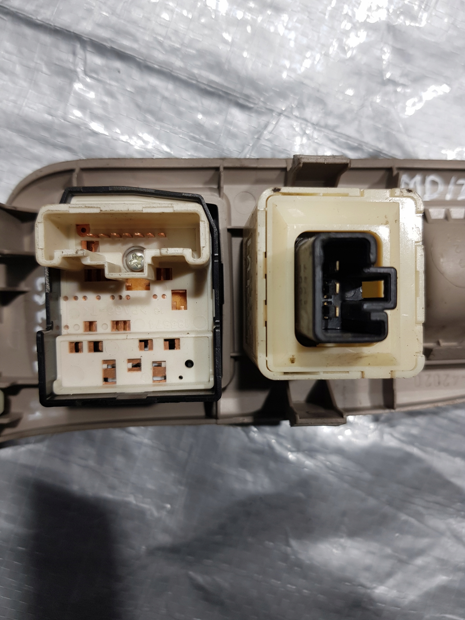 TOYOTA RAV 4 PANEL Regulations- der Spiegel 55446-42020