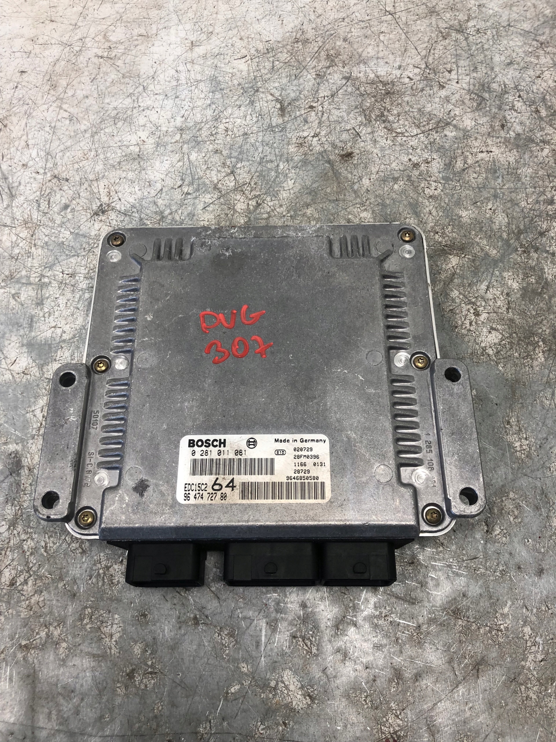 computer of the engine PEUGEOT 307 9647472780