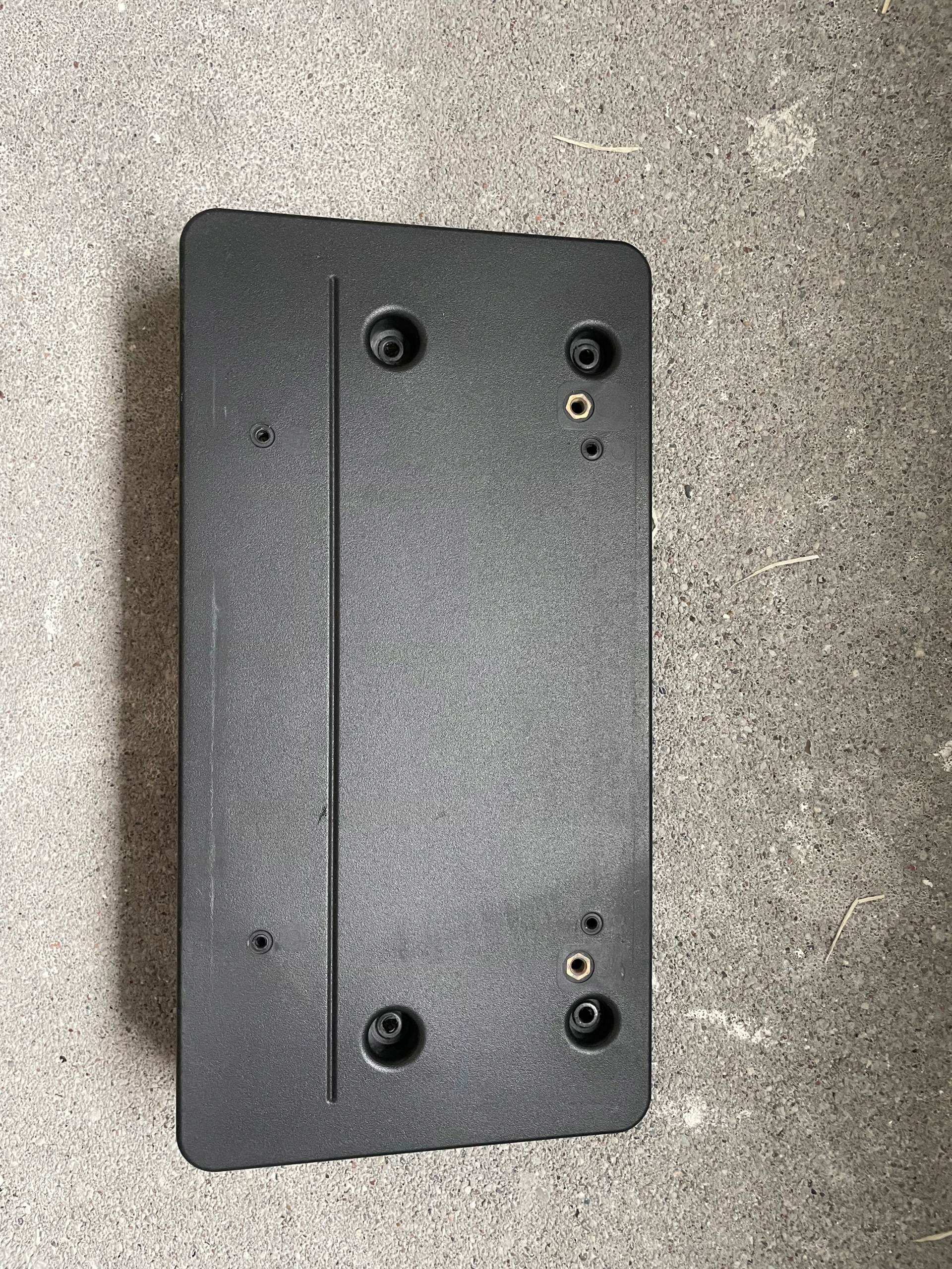 Основание номерного знака BMW X2 7429000