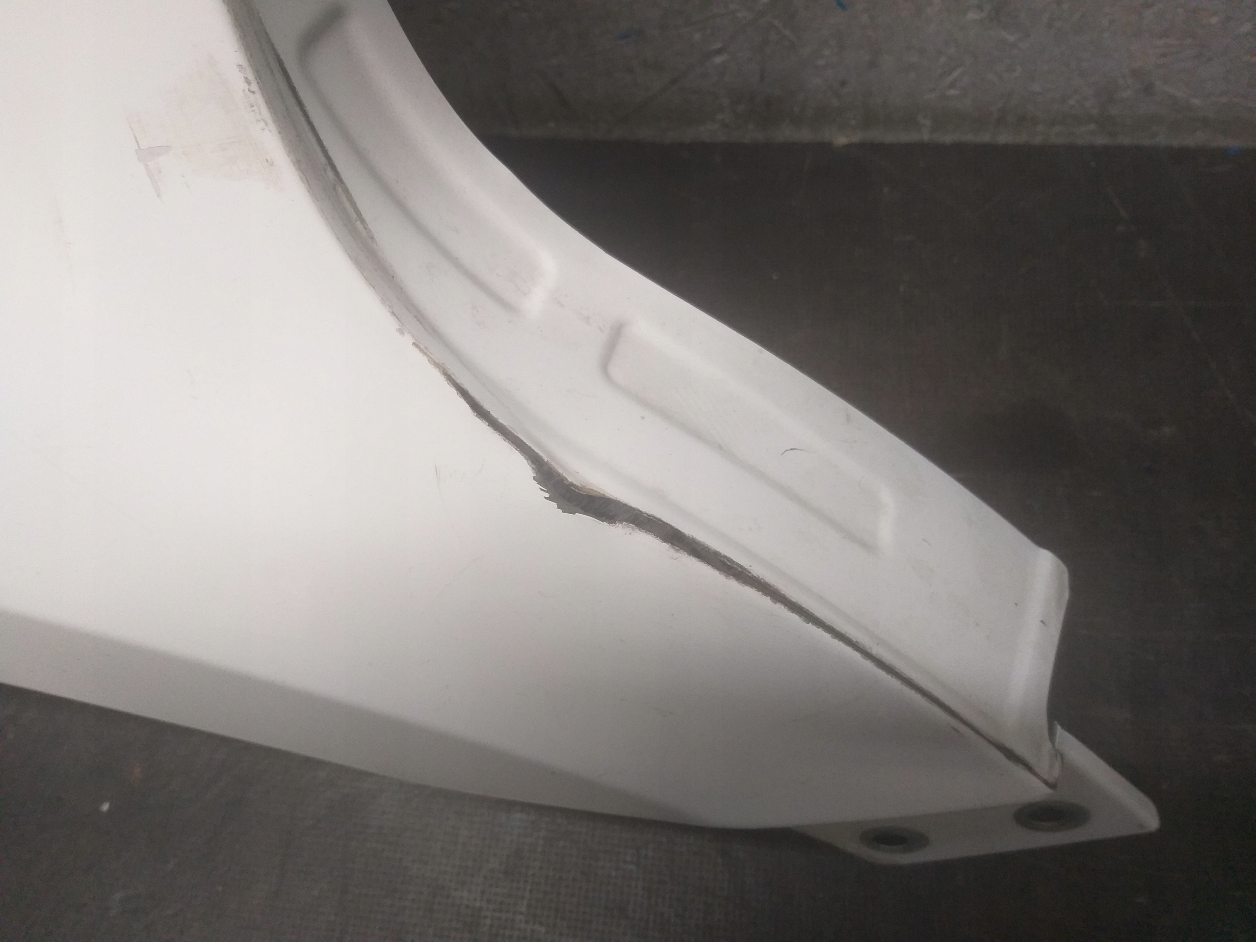 fender front left MERCEDES SPRINTER W910 W907