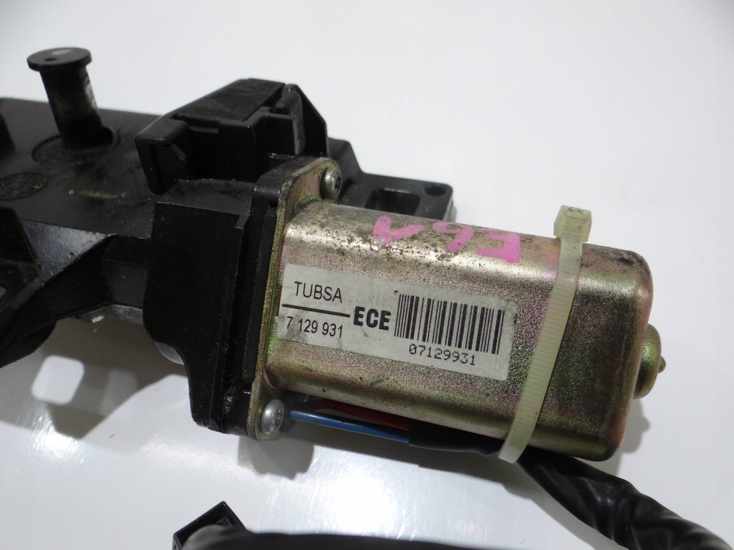 BMW E61 LIFT lock RYGIEL bonnet boot 7129931