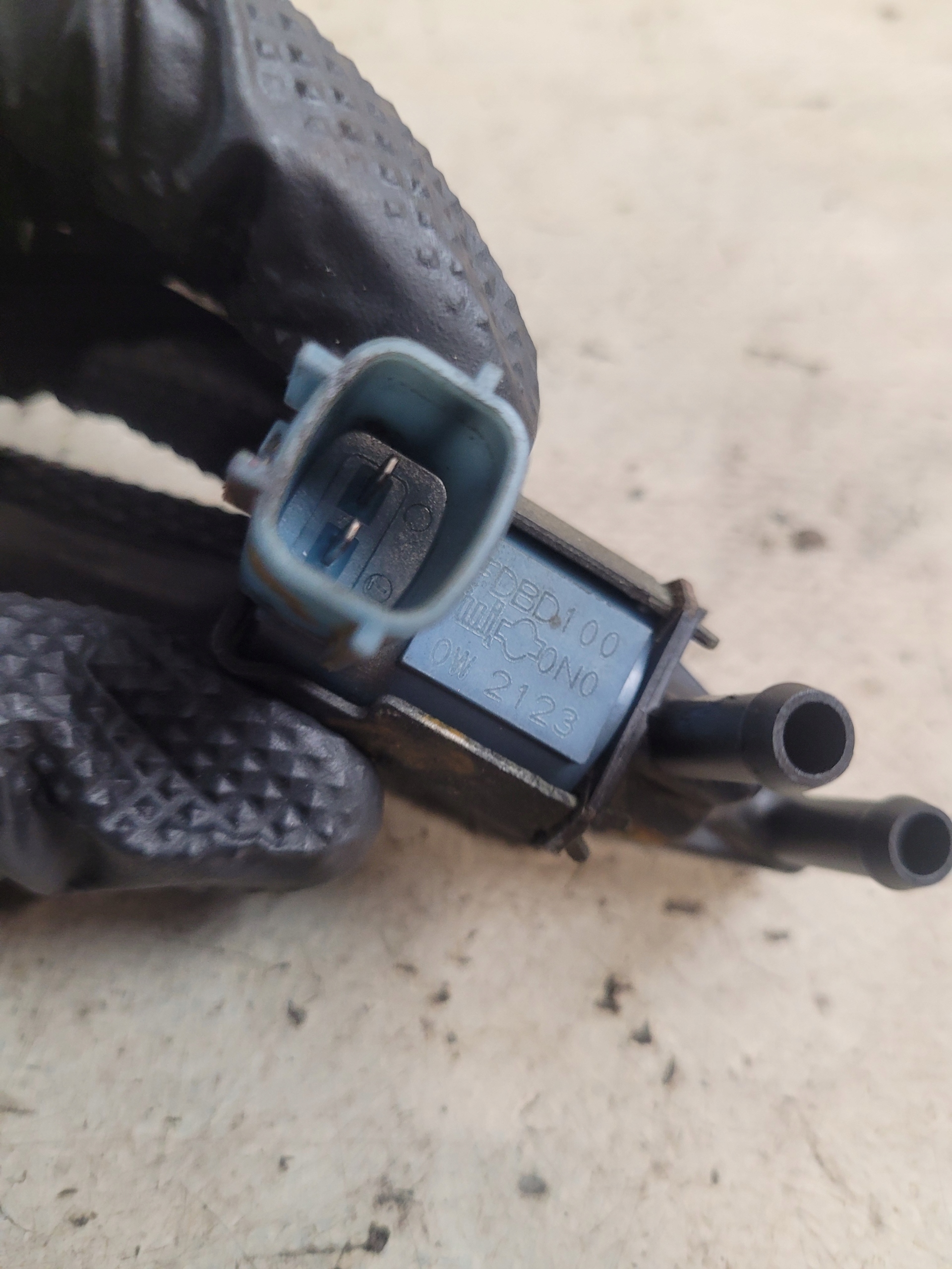 Sensor Unterdruck OE FDBD100 NISSAN PRIMERA P12 1.8B