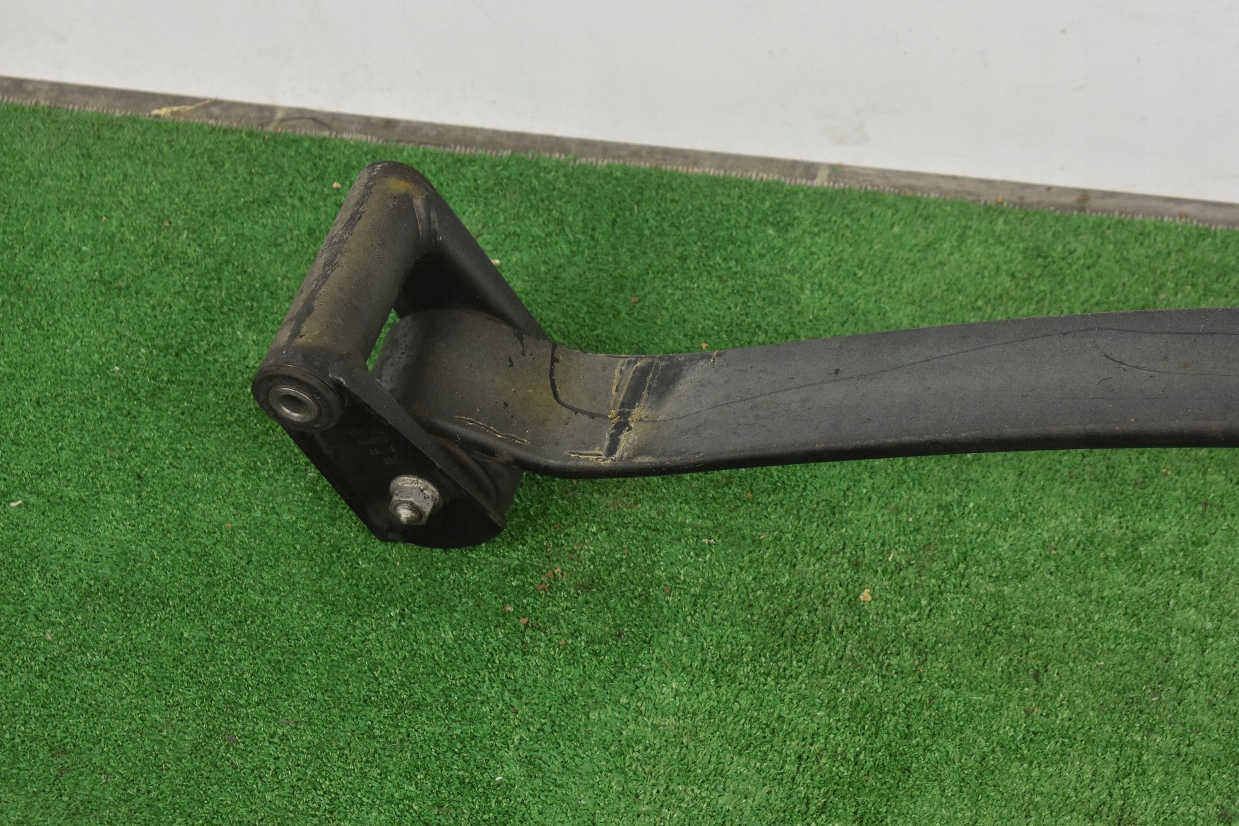 РЕСОРА ПЕРО ЗАДНЯ 2N0511151R CRAFTER II MAN TGE